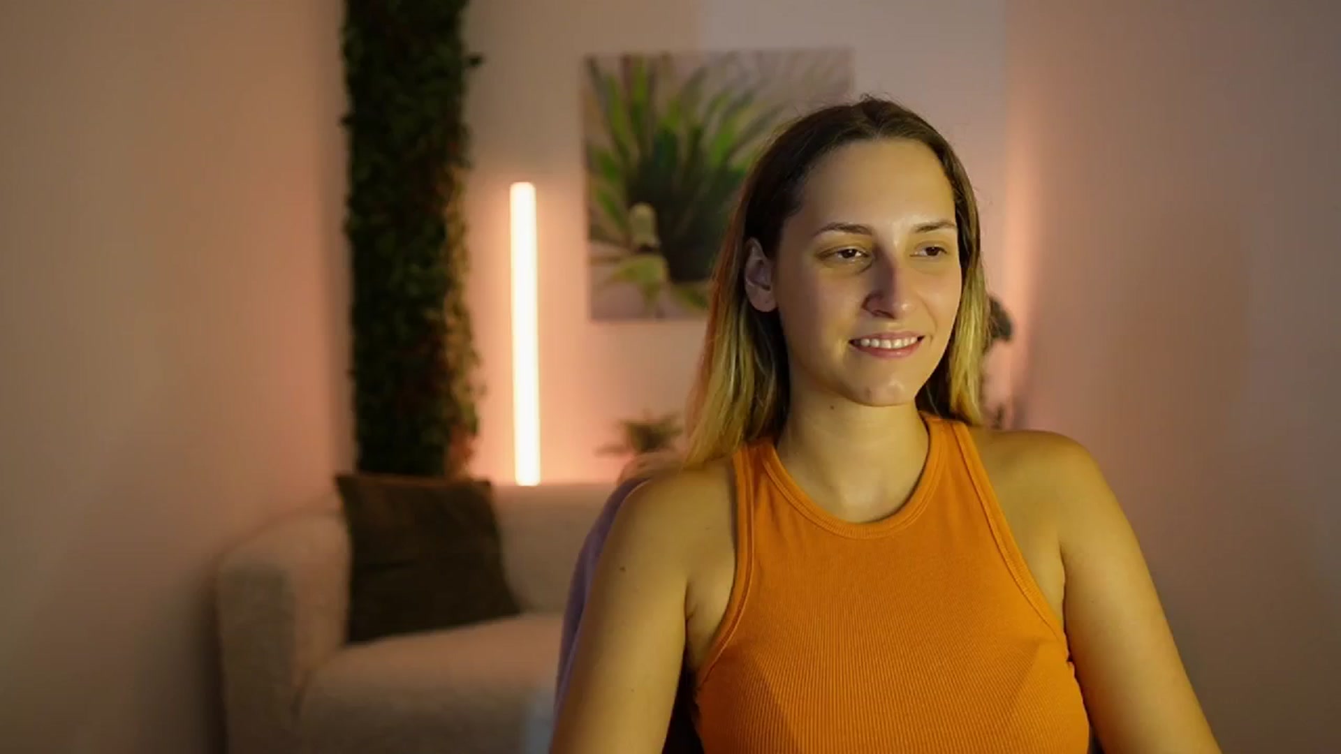 Gallery image thumbnail from Agatha_Vega's myfreecams stream on, 08/18/2024, 18:48 image 5 of 20