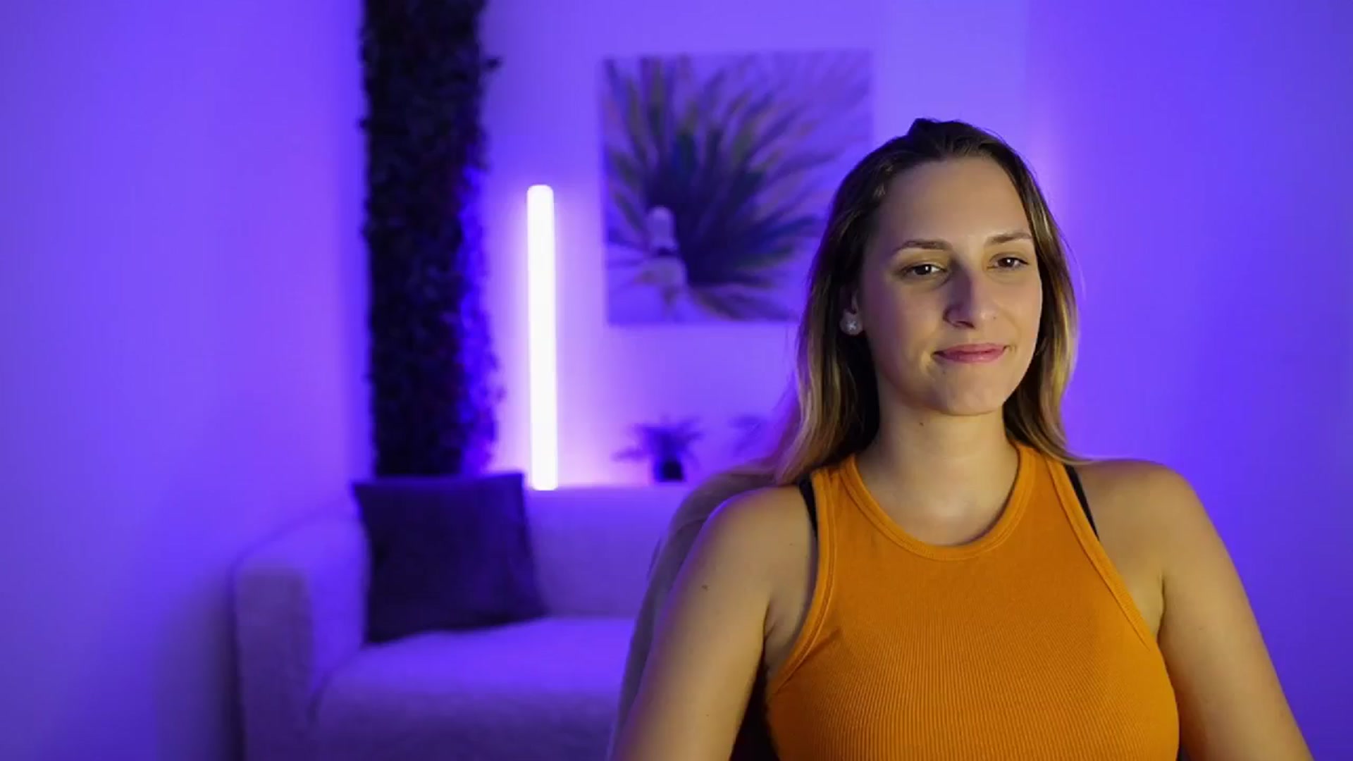 Gallery image thumbnail from Agatha_Vega's myfreecams stream on, 08/21/2024, 21:35 image 2 of 20
