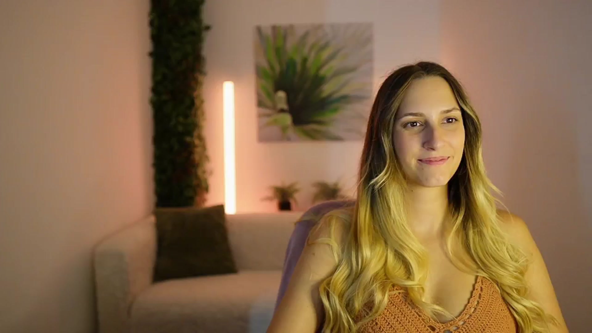 Gallery image thumbnail from Agatha_Vega's myfreecams stream on, 08/22/2024, 18:40 image 3 of 20