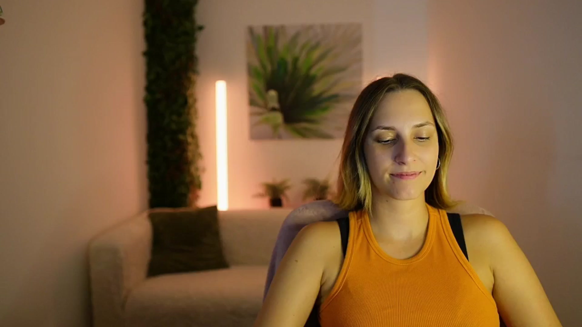 Gallery image thumbnail from Agatha_Vega's myfreecams stream on, 08/22/2024, 20:51 image 10 of 20
