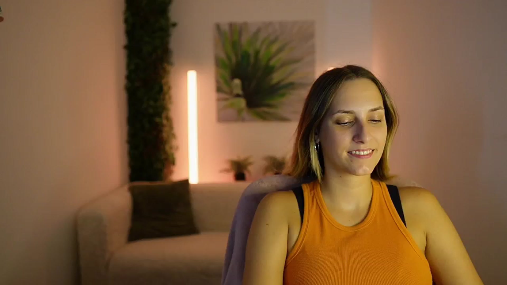 Gallery image thumbnail from Agatha_Vega's myfreecams stream on, 08/22/2024, 20:51 image 9 of 20