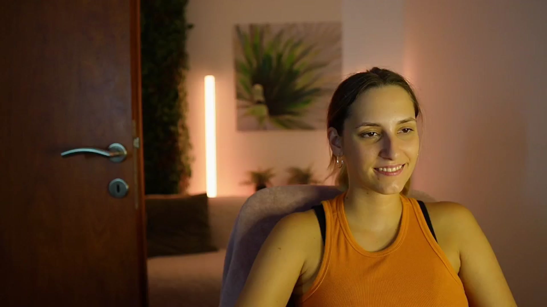 Gallery image thumbnail from Agatha_Vega's myfreecams stream on, 08/22/2024, 21:42 image 13 of 20