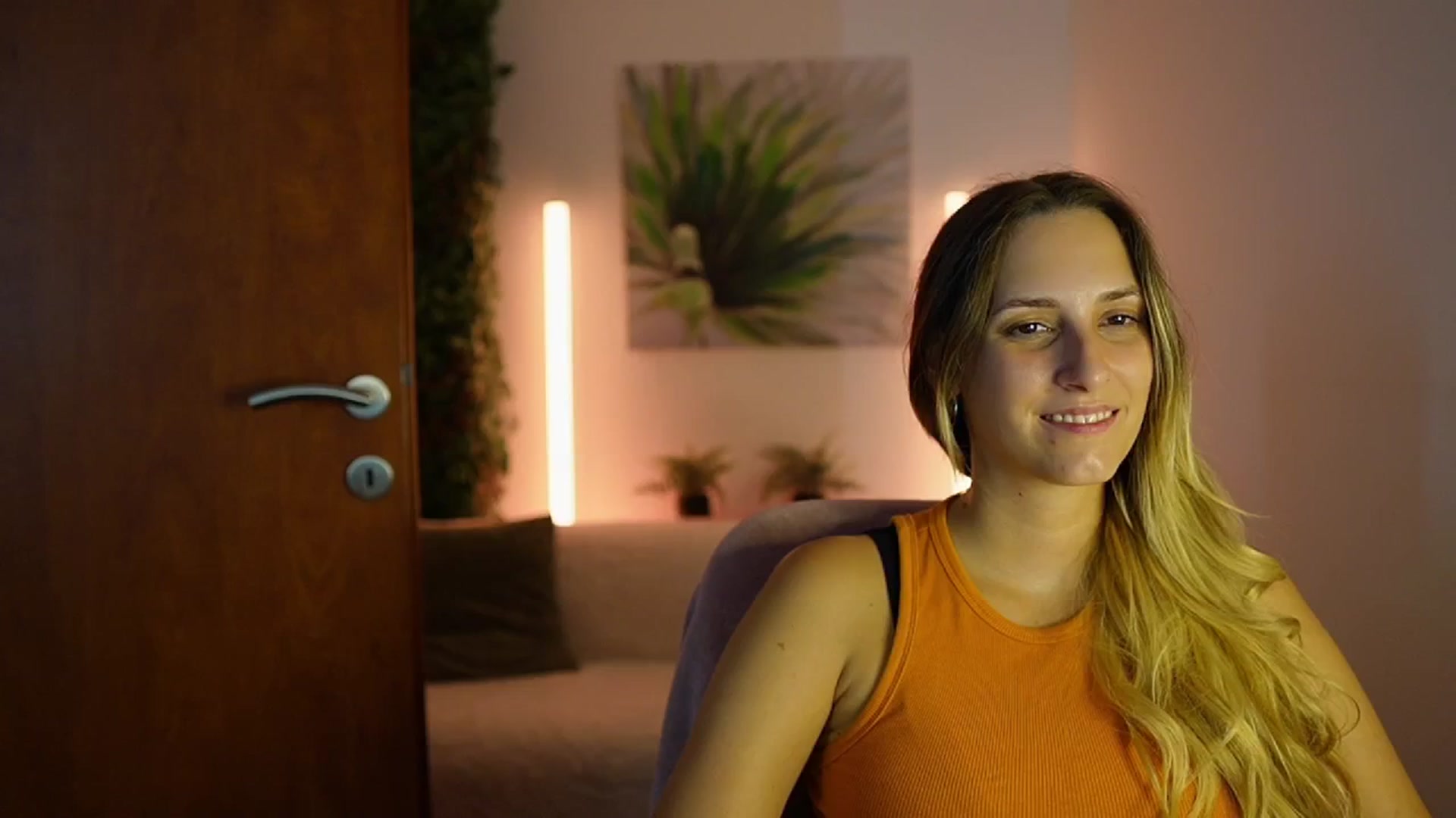 Gallery image thumbnail from Agatha_Vega's myfreecams stream on, 08/22/2024, 23:02 image 14 of 20
