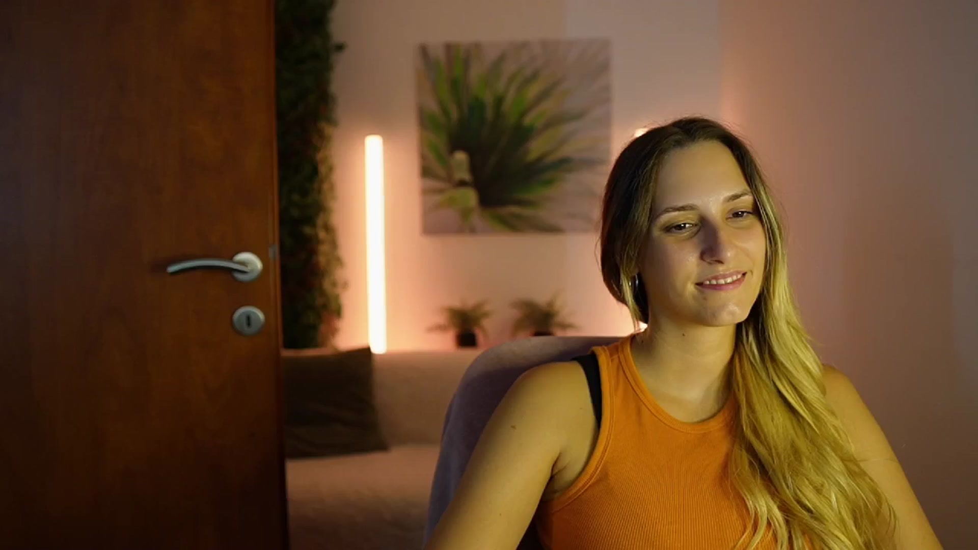 Gallery image thumbnail from Agatha_Vega's myfreecams stream on, 08/22/2024, 23:02 image 18 of 20