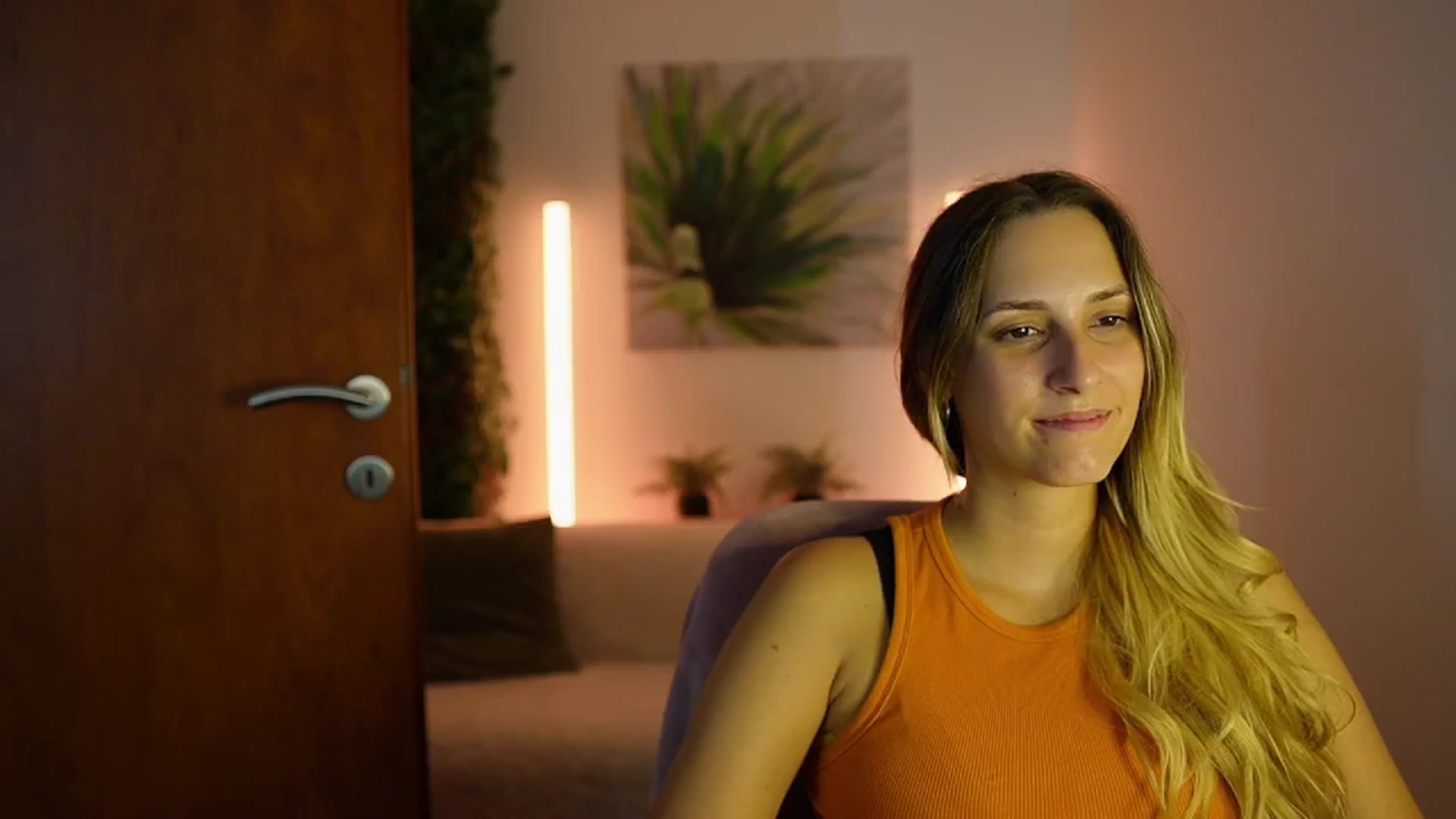 Gallery image thumbnail from Agatha_Vega's myfreecams stream on, 08/22/2024, 23:02 image 12 of 20
