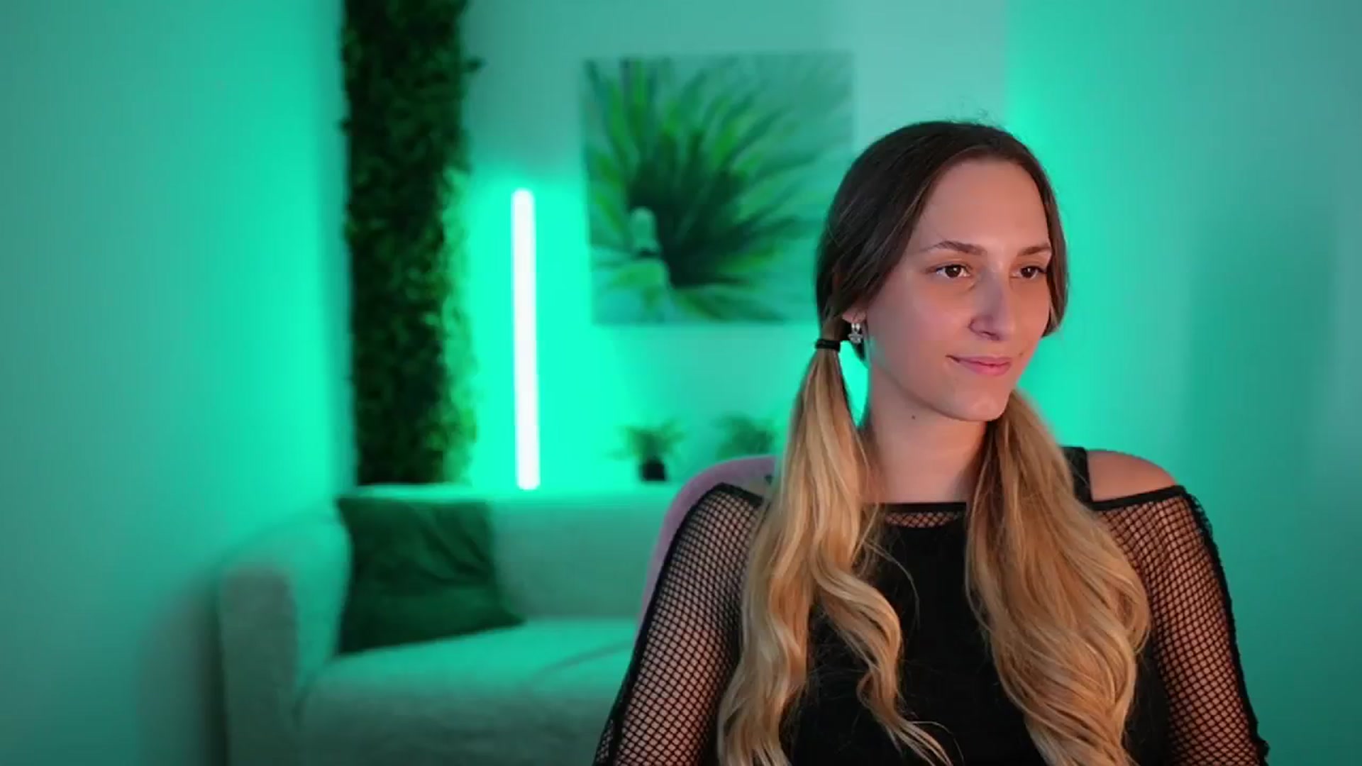 Gallery image thumbnail from Agatha_Vega's myfreecams stream on, 08/24/2024, 19:05 image 13 of 20
