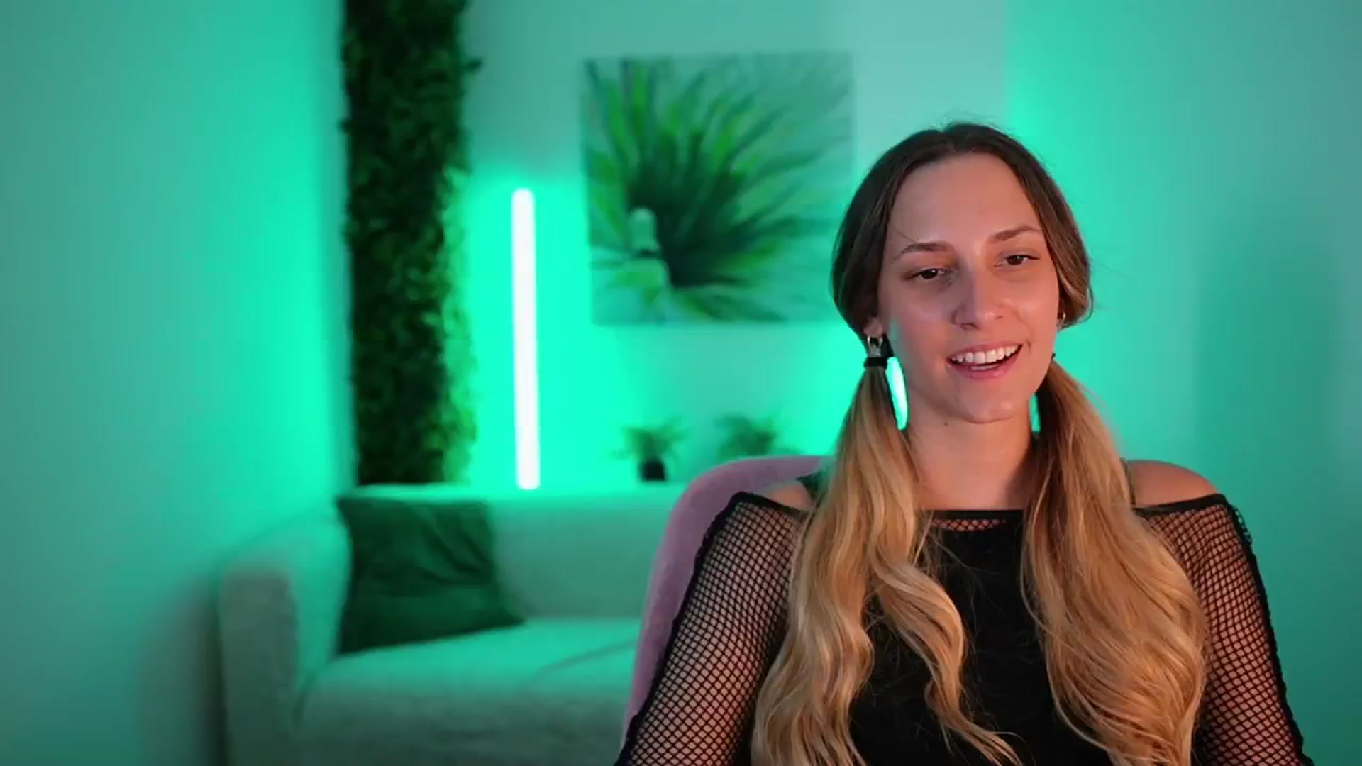 Gallery image thumbnail from Agatha_Vega's myfreecams stream on, 08/24/2024, 19:05 image 16 of 20
