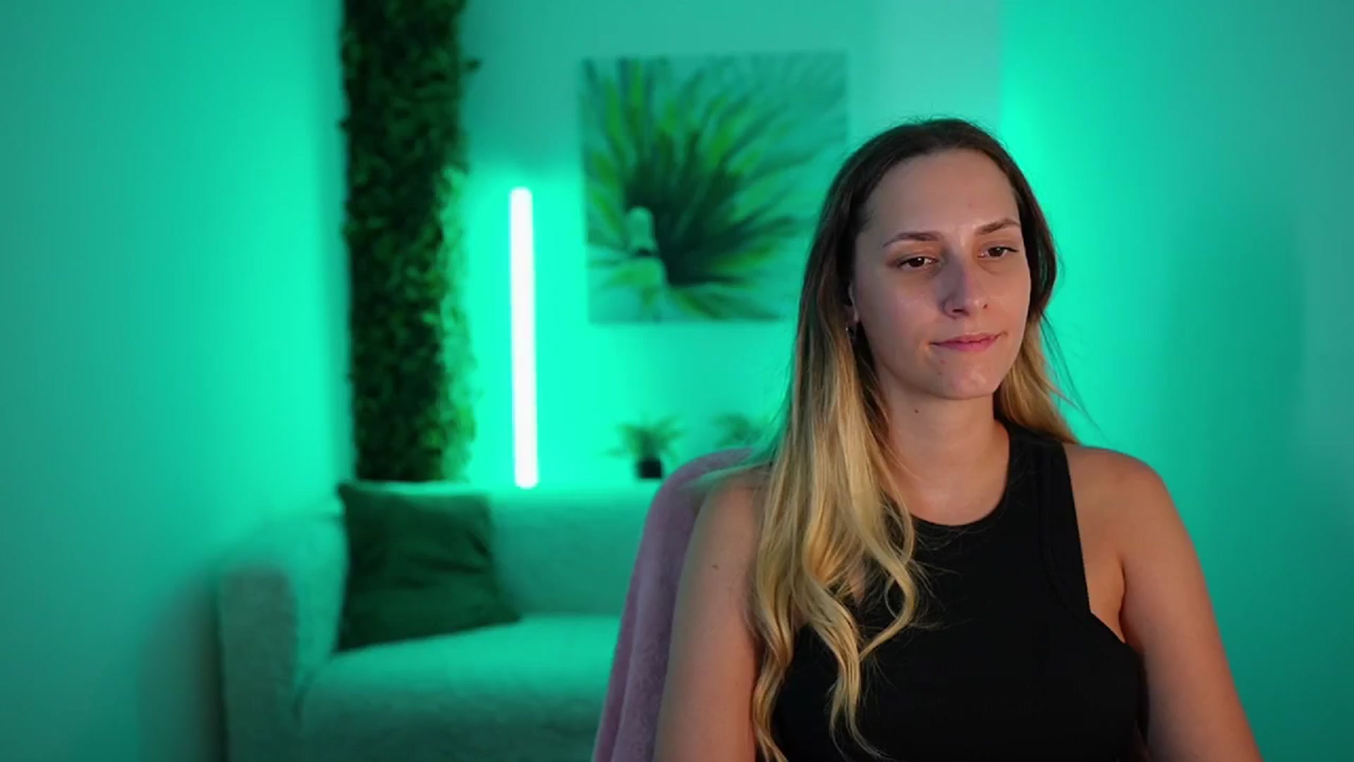 Gallery image thumbnail from Agatha_Vega's myfreecams stream on, 08/24/2024, 23:04 image 13 of 20