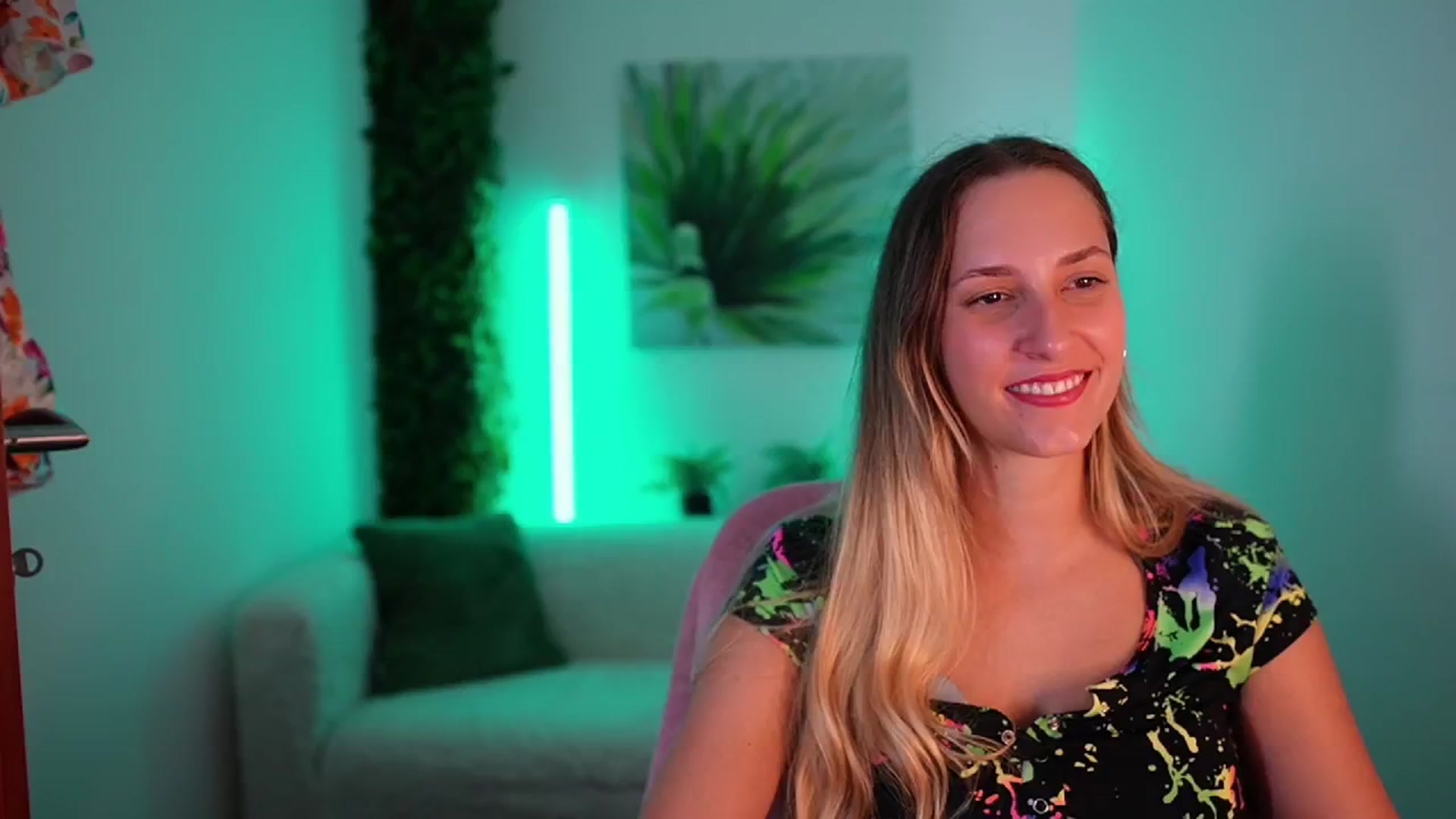 Gallery image thumbnail from Agatha_Vega's myfreecams stream on, 08/25/2024, 22:26 image 17 of 20