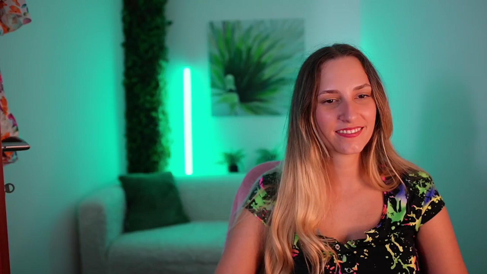 Gallery image thumbnail from Agatha_Vega's myfreecams stream on, 08/25/2024, 22:26 image 13 of 20