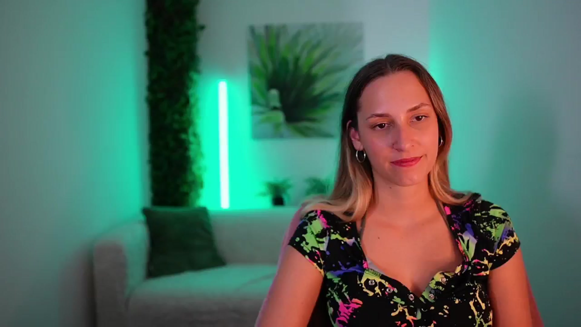 Gallery image thumbnail from Agatha_Vega's myfreecams stream on, 08/25/2024, 23:09 image 6 of 20