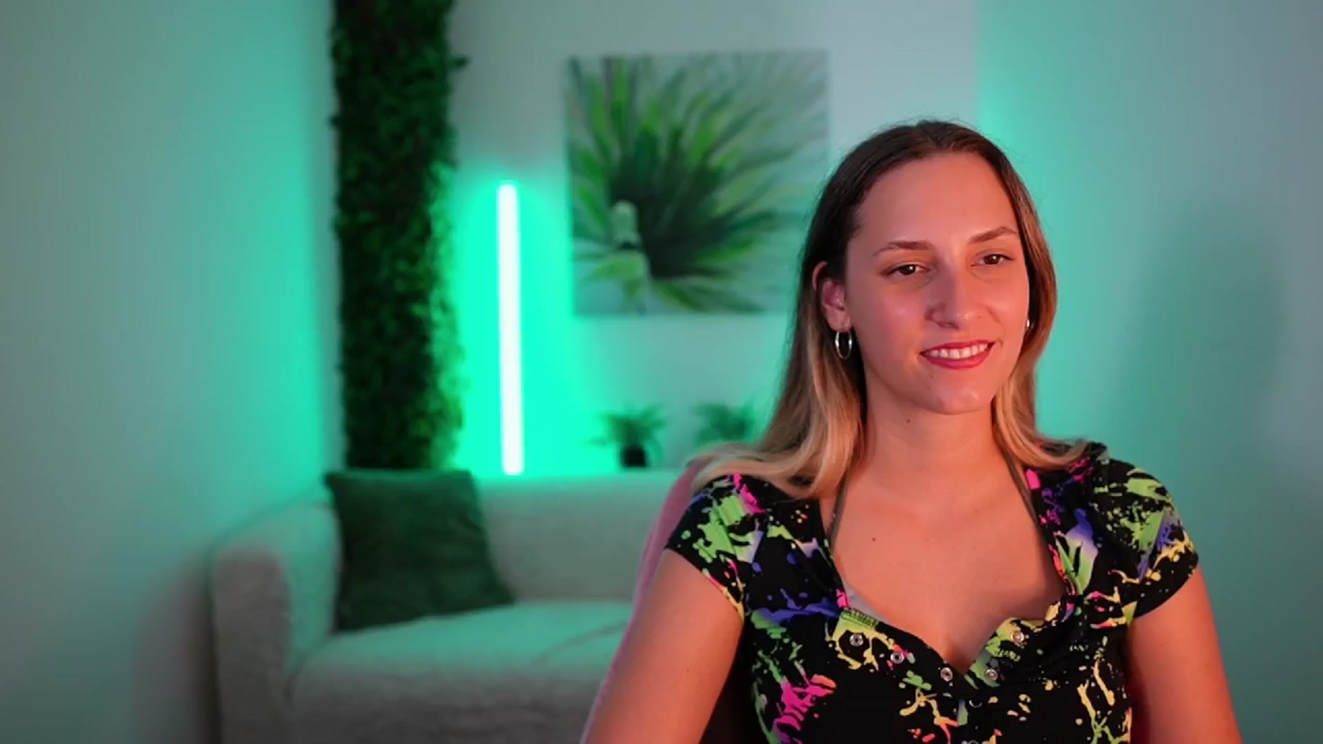 Gallery image thumbnail from Agatha_Vega's myfreecams stream on, 08/25/2024, 23:09 image 7 of 20