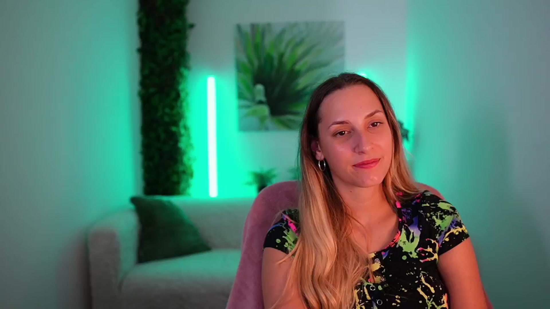 Gallery image thumbnail from Agatha_Vega's myfreecams stream on, 08/26/2024, 01:14 image 13 of 20
