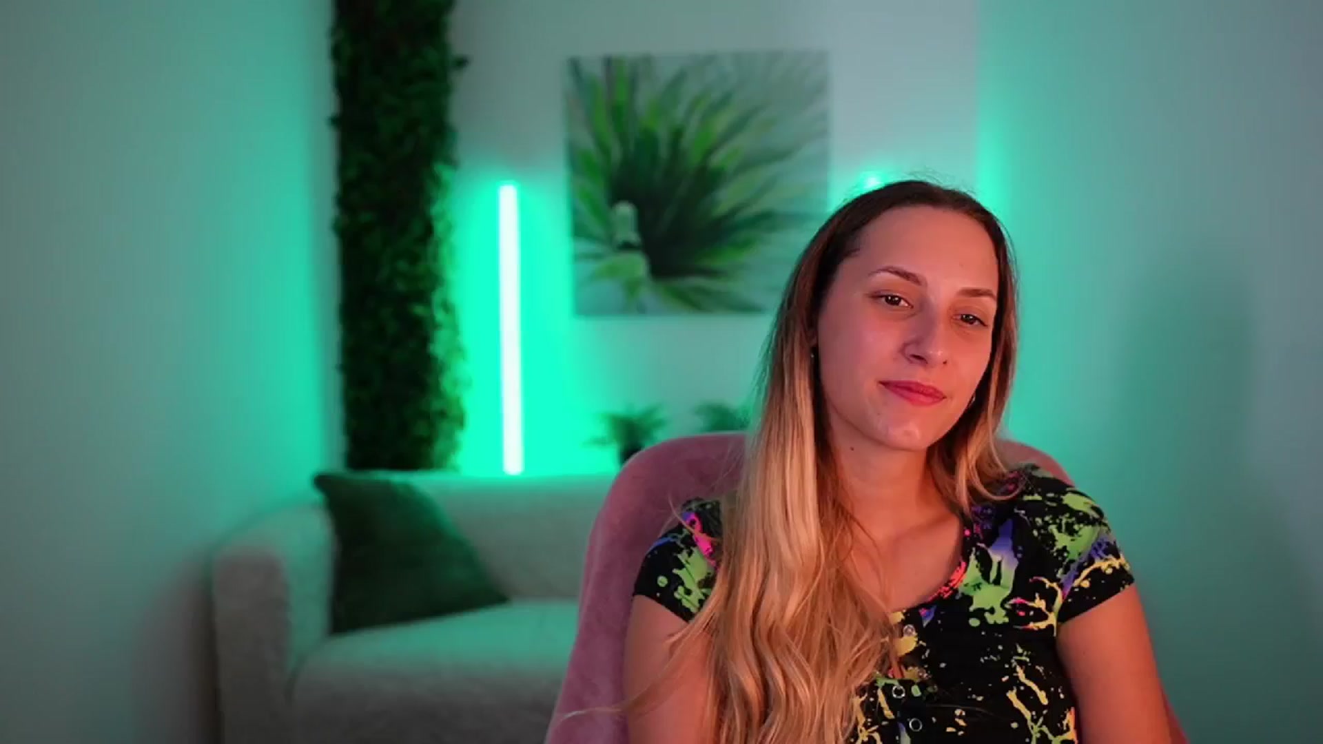 Gallery image thumbnail from Agatha_Vega's myfreecams stream on, 08/26/2024, 01:14 image 14 of 20