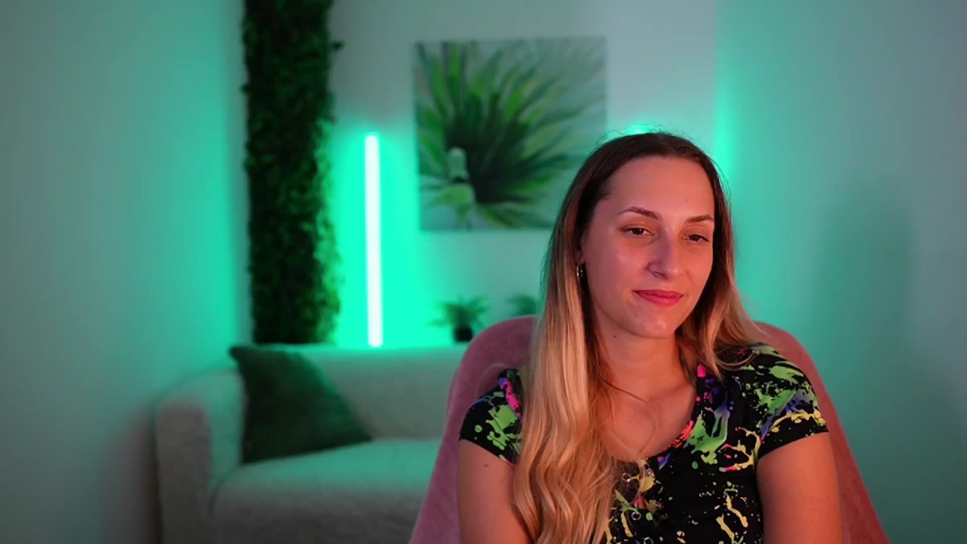 Gallery image thumbnail from Agatha_Vega's myfreecams stream on, 08/26/2024, 01:14 image 16 of 20