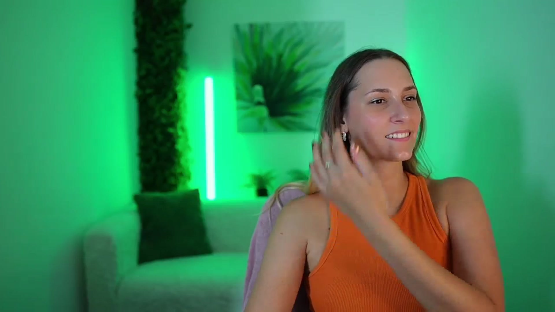 Gallery image thumbnail from Agatha_Vega's myfreecams stream on, 08/27/2024, 19:26 image 4 of 20