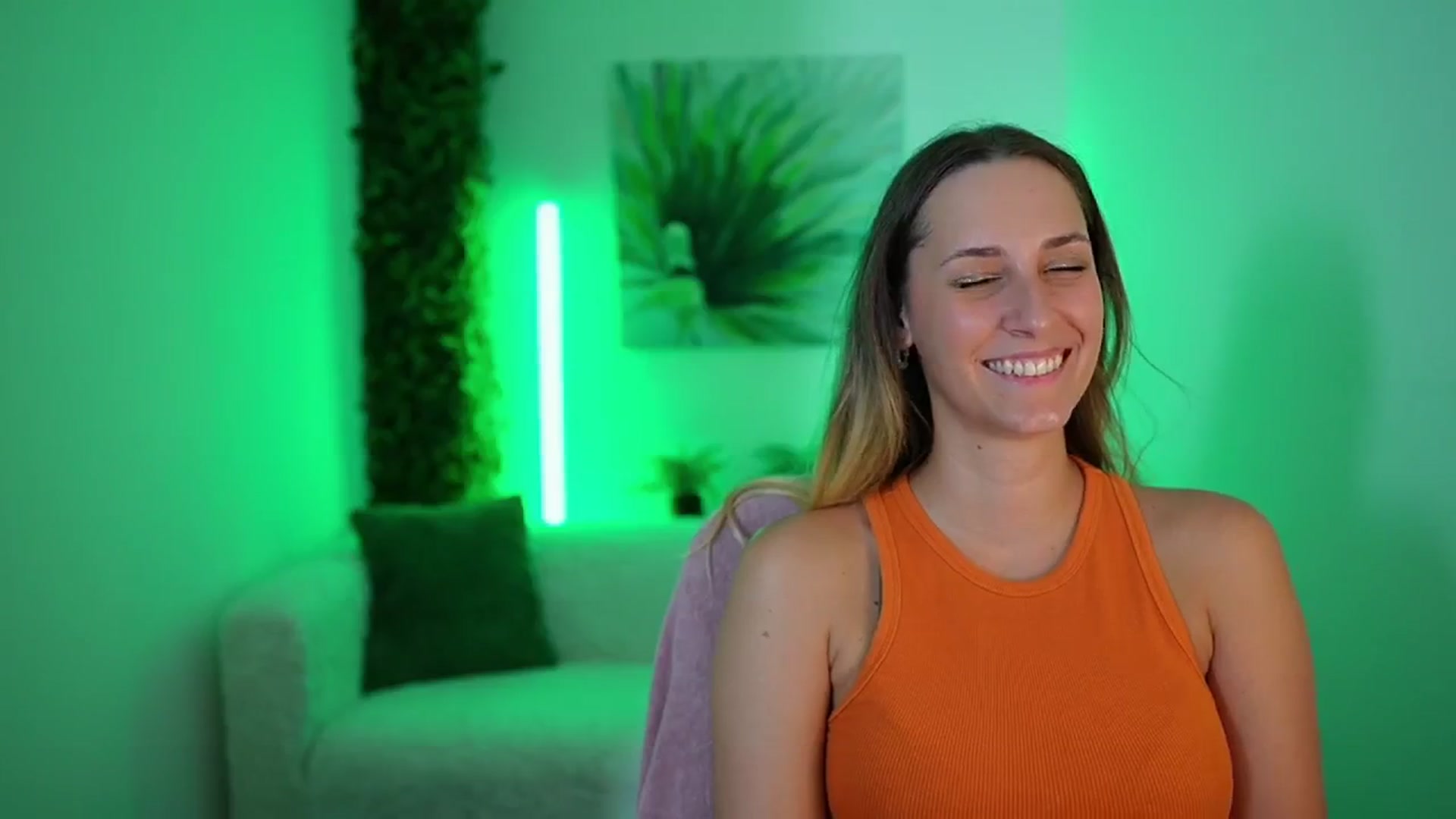 Gallery image thumbnail from Agatha_Vega's myfreecams stream on, 08/27/2024, 19:26 image 2 of 20