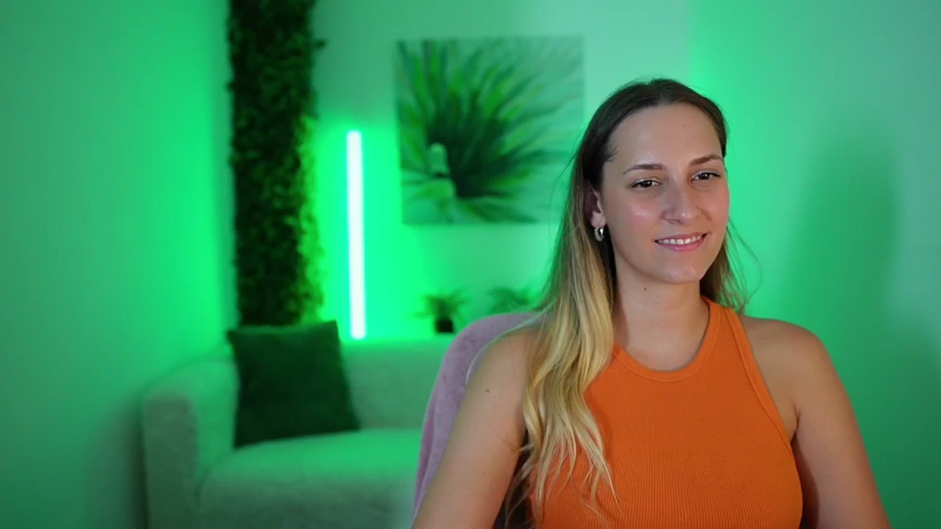 Gallery image thumbnail from Agatha_Vega's myfreecams stream on, 08/27/2024, 19:26 image 5 of 20