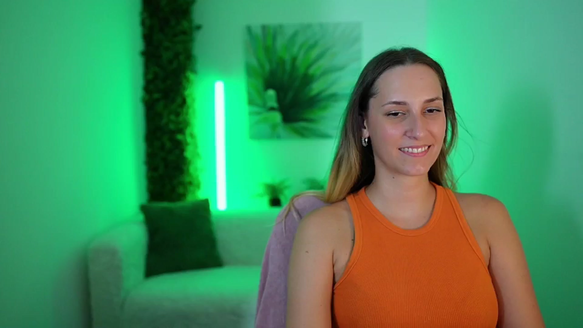 Gallery image thumbnail from Agatha_Vega's myfreecams stream on, 08/27/2024, 19:26 image 1 of 20