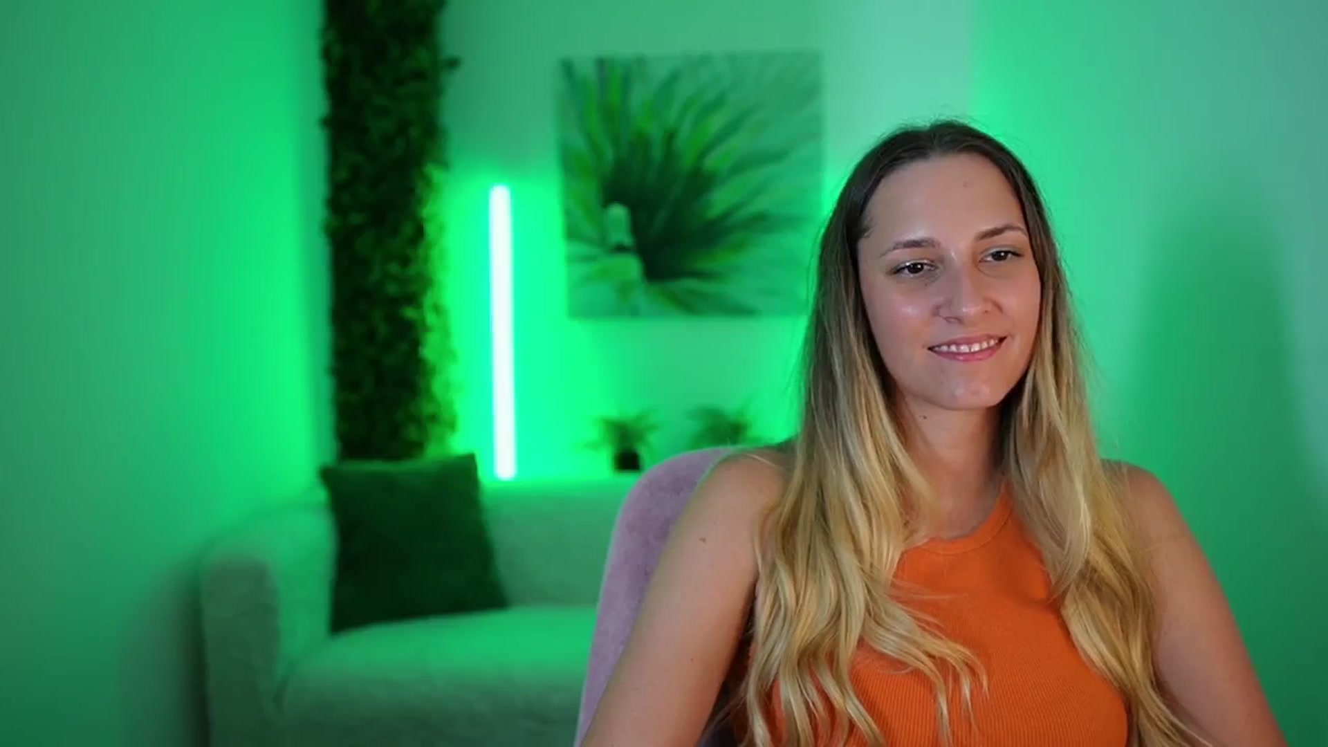 Gallery image thumbnail from Agatha_Vega's myfreecams stream on, 08/27/2024, 19:49 image 20 of 20