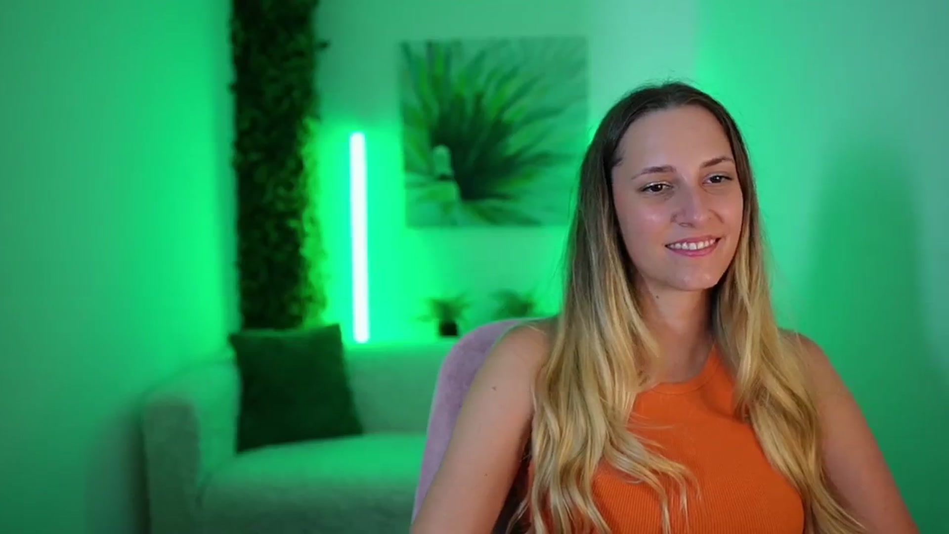 Gallery image thumbnail from Agatha_Vega's myfreecams stream on, 08/27/2024, 19:49 image 19 of 20