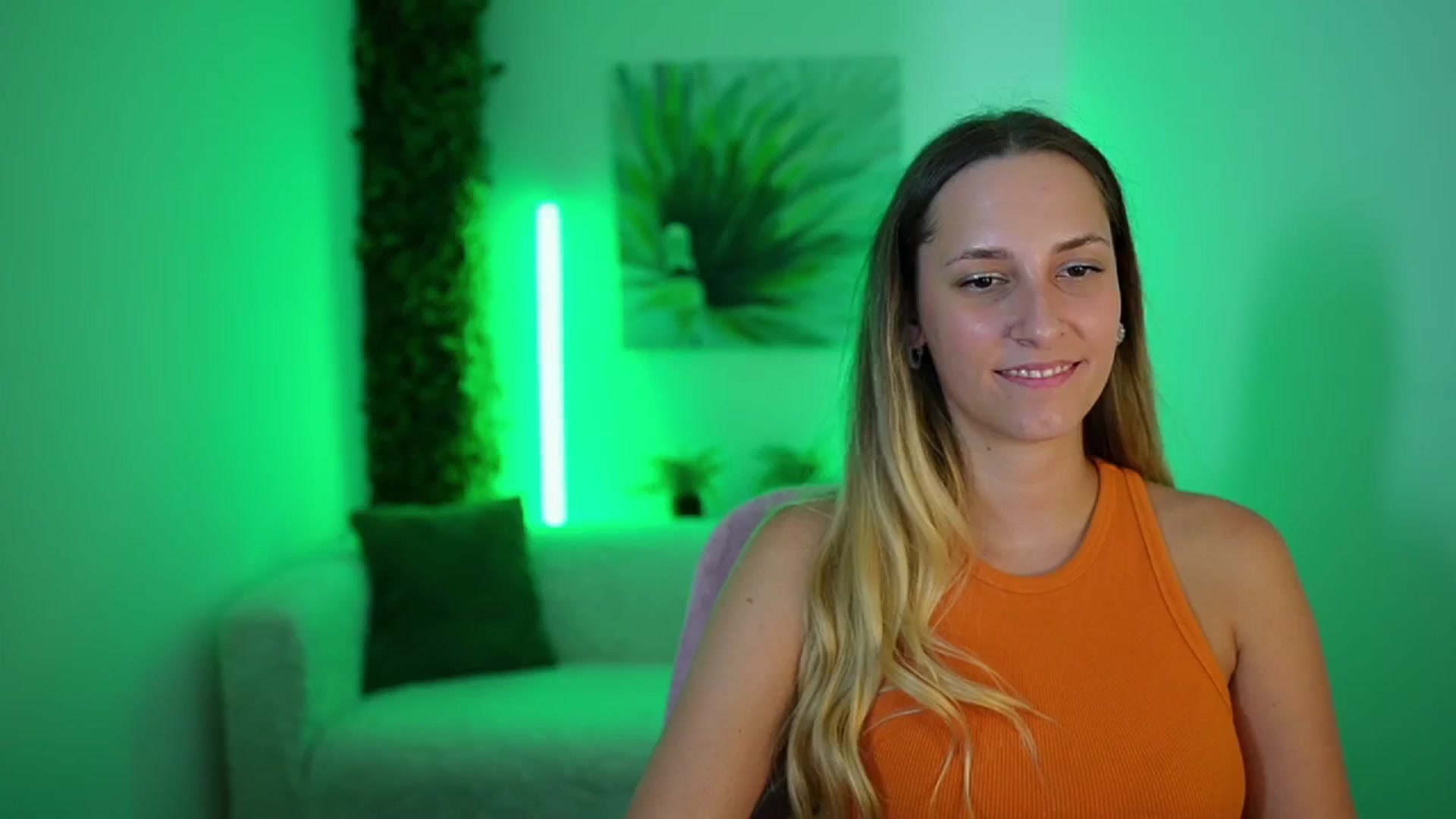 Gallery image thumbnail from Agatha_Vega's myfreecams stream on, 08/27/2024, 19:49 image 1 of 20