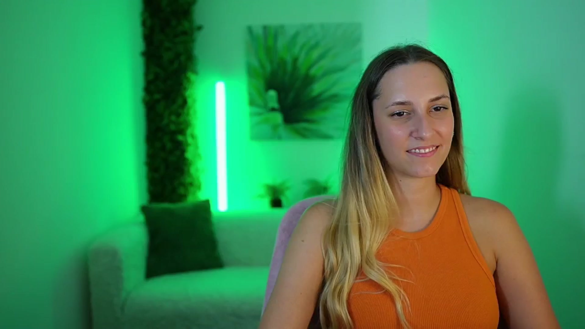 Gallery image thumbnail from Agatha_Vega's myfreecams stream on, 08/27/2024, 19:49 image 5 of 20