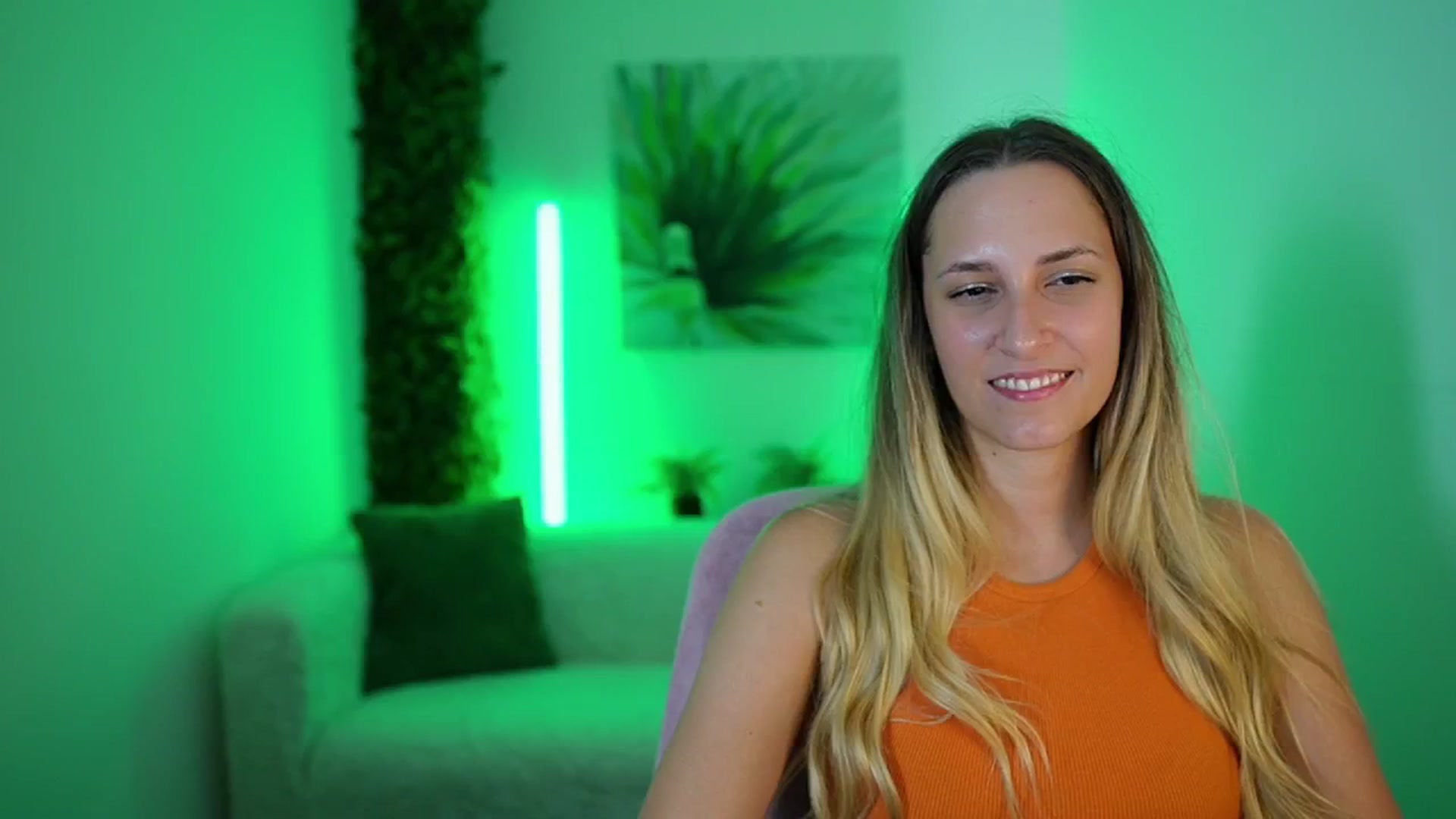 Gallery image thumbnail from Agatha_Vega's myfreecams stream on, 08/27/2024, 19:49 image 15 of 20