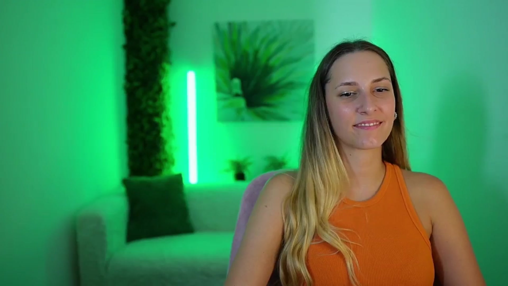 Gallery image thumbnail from Agatha_Vega's myfreecams stream on, 08/27/2024, 19:49 image 6 of 20