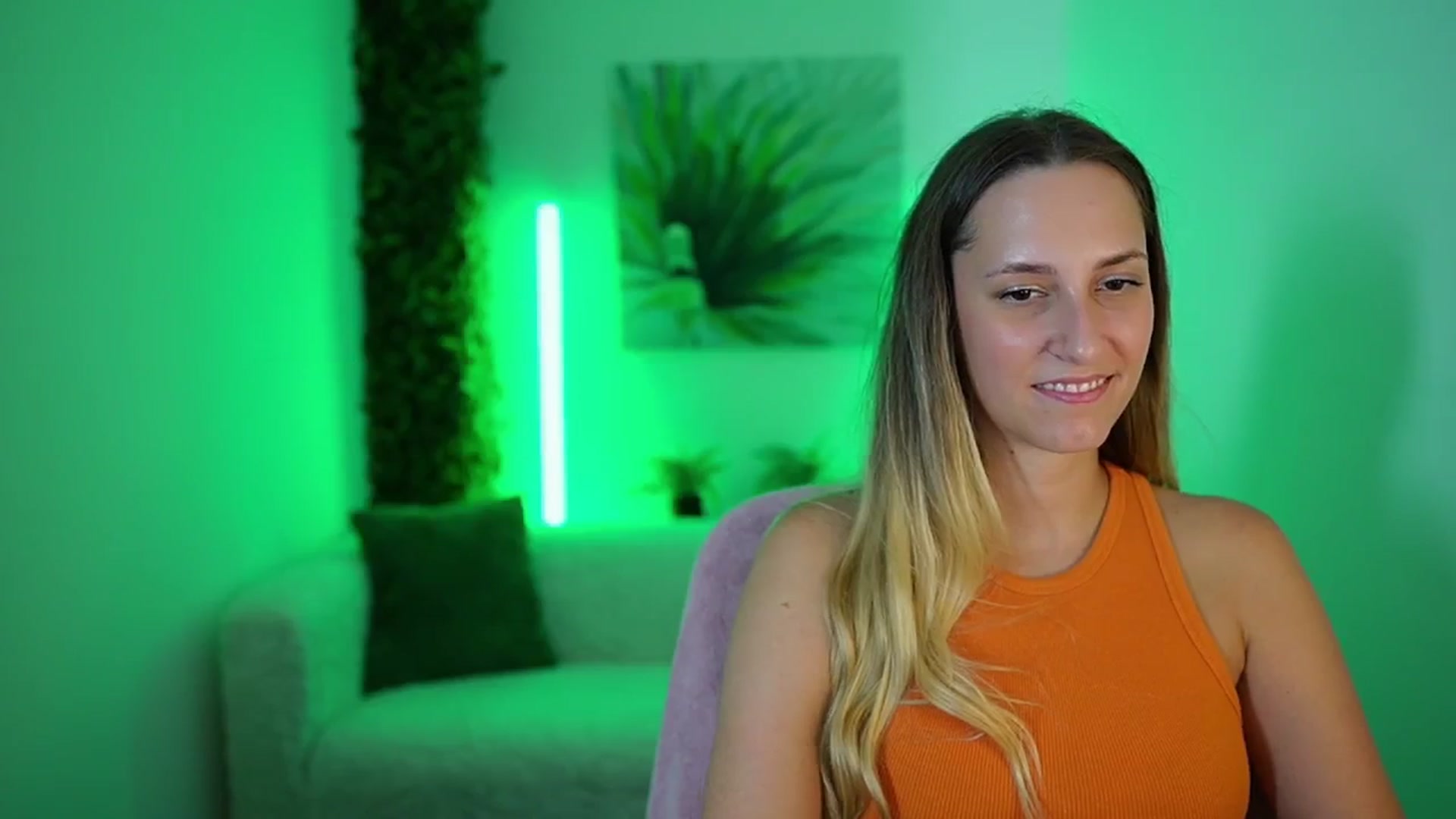 Gallery image thumbnail from Agatha_Vega's myfreecams stream on, 08/27/2024, 19:49 image 8 of 20