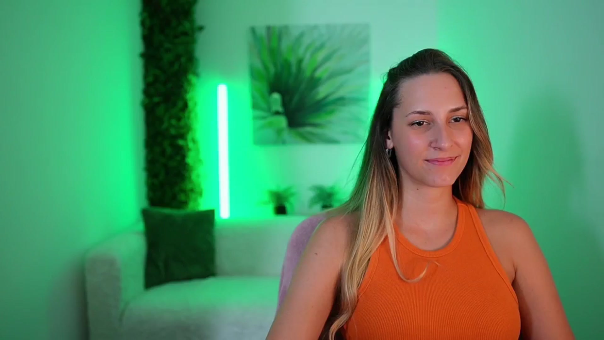 Gallery image thumbnail from Agatha_Vega's myfreecams stream on, 08/27/2024, 21:01 image 6 of 20