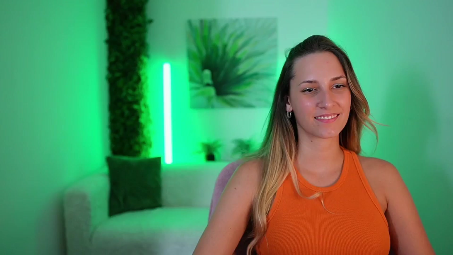Gallery image thumbnail from Agatha_Vega's myfreecams stream on, 08/27/2024, 21:01 image 1 of 20