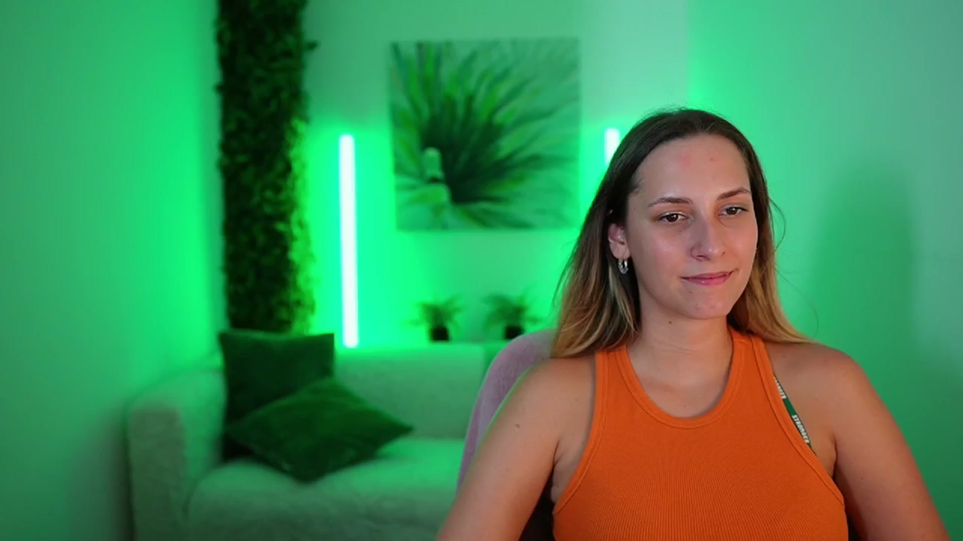 Gallery image thumbnail from Agatha_Vega's myfreecams stream on, 08/27/2024, 23:21 image 13 of 20