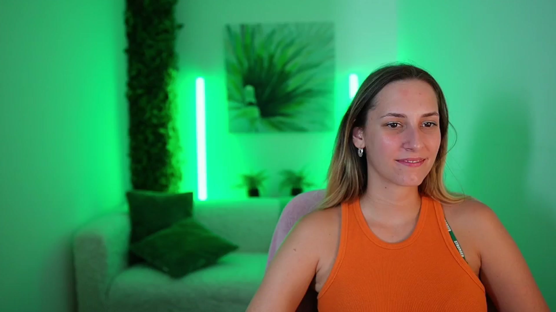 Gallery image thumbnail from Agatha_Vega's myfreecams stream on, 08/27/2024, 23:21 image 14 of 20