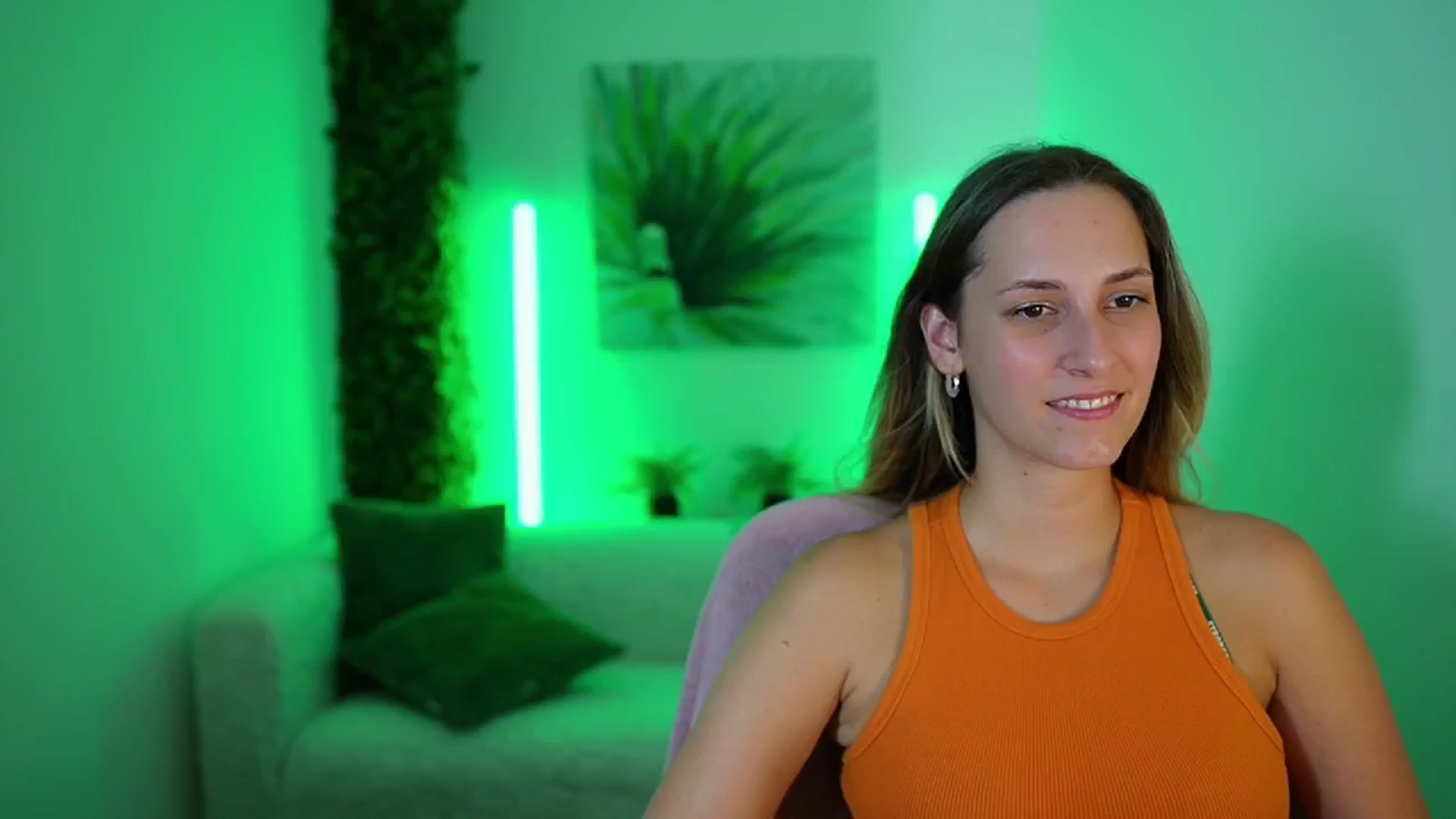 Gallery image thumbnail from Agatha_Vega's myfreecams stream on, 08/27/2024, 23:21 image 3 of 20