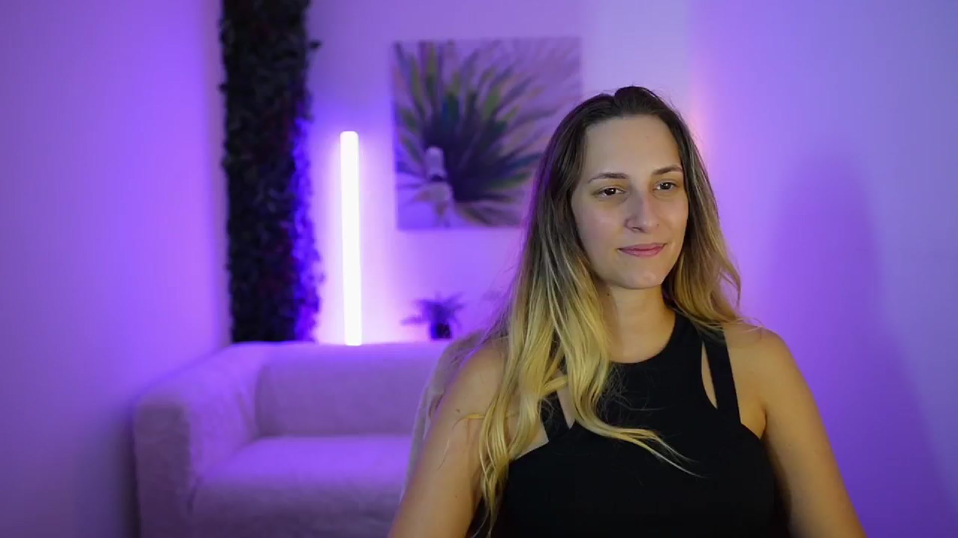 Gallery image thumbnail from Agatha_Vega's myfreecams stream on, 08/28/2024, 21:44 image 6 of 20
