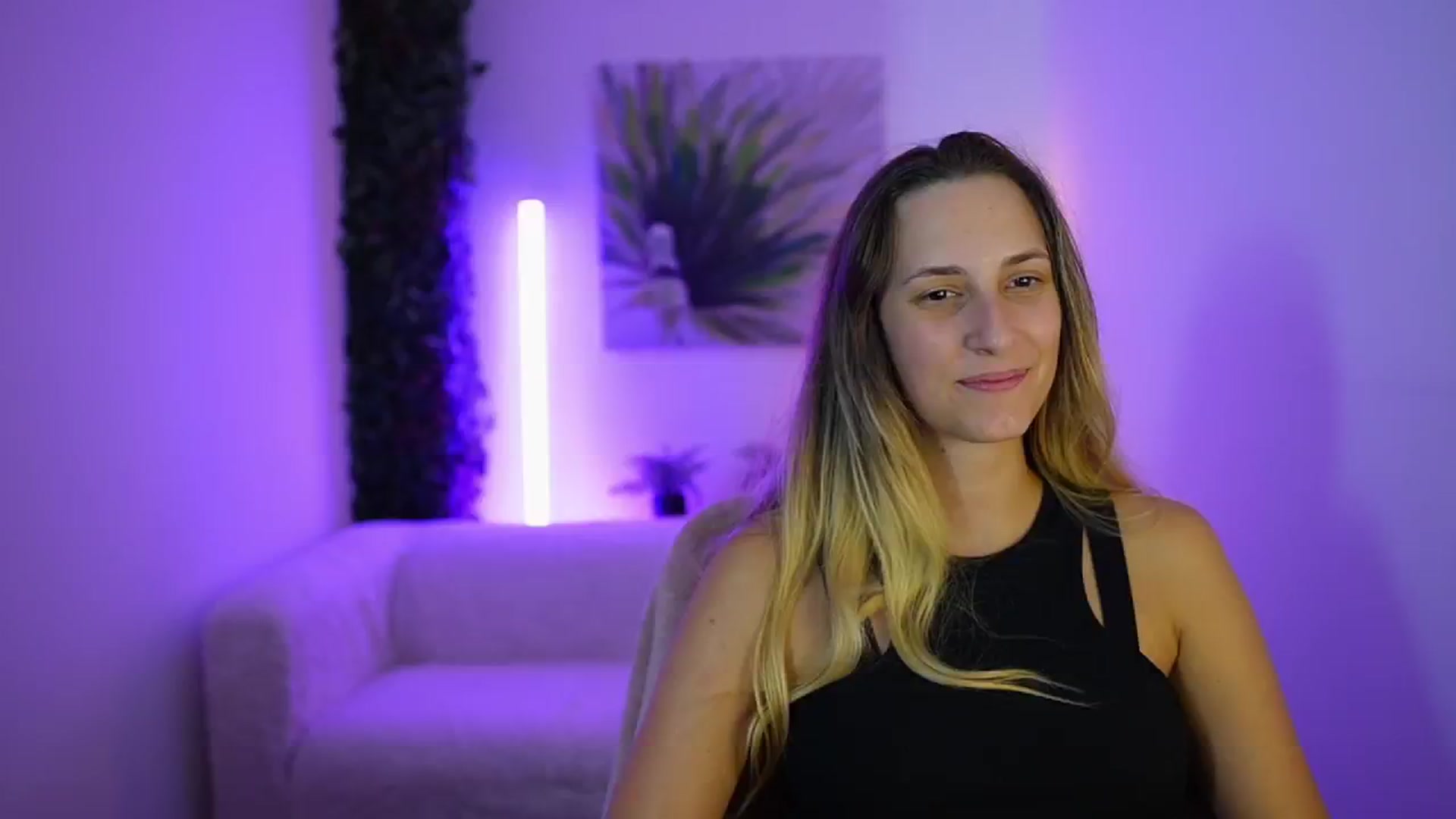 Gallery image thumbnail from Agatha_Vega's myfreecams stream on, 08/28/2024, 21:44 image 7 of 20