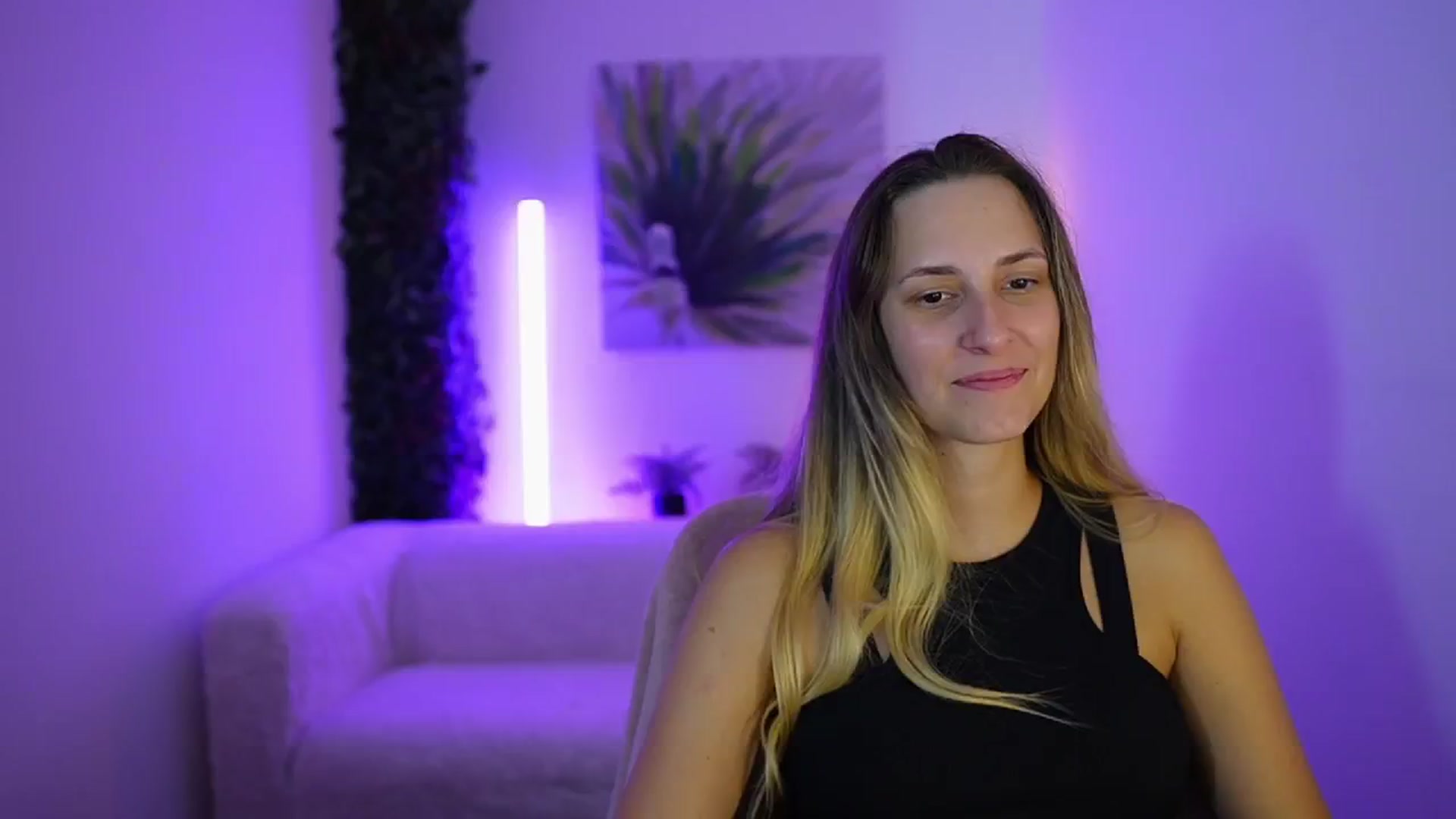 Gallery image thumbnail from Agatha_Vega's myfreecams stream on, 08/28/2024, 21:44 image 9 of 20