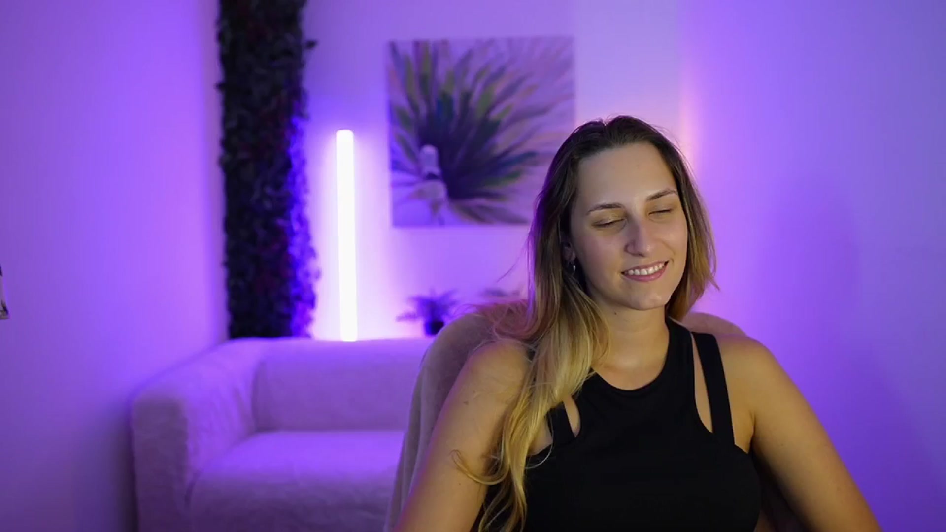 Gallery image thumbnail from Agatha_Vega's myfreecams stream on, 08/28/2024, 22:12 image 16 of 20