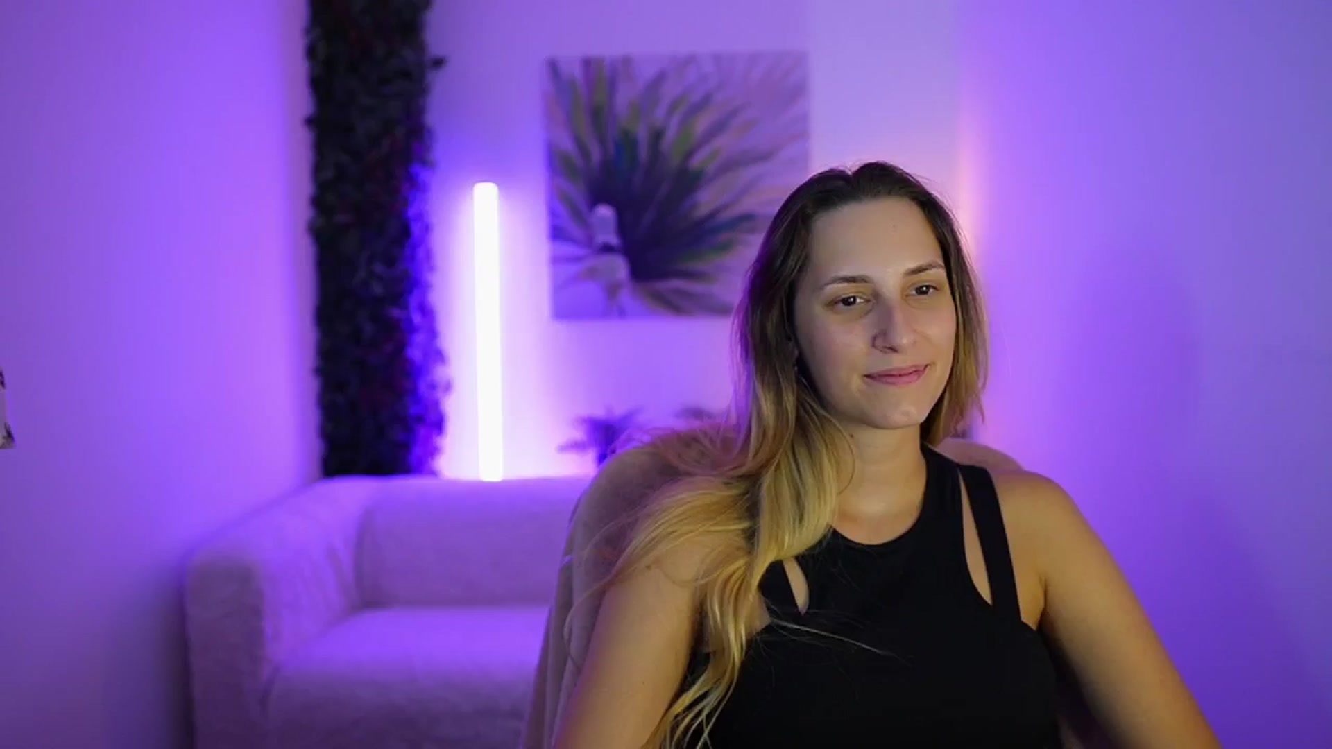 Gallery image thumbnail from Agatha_Vega's myfreecams stream on, 08/28/2024, 22:12 image 13 of 20