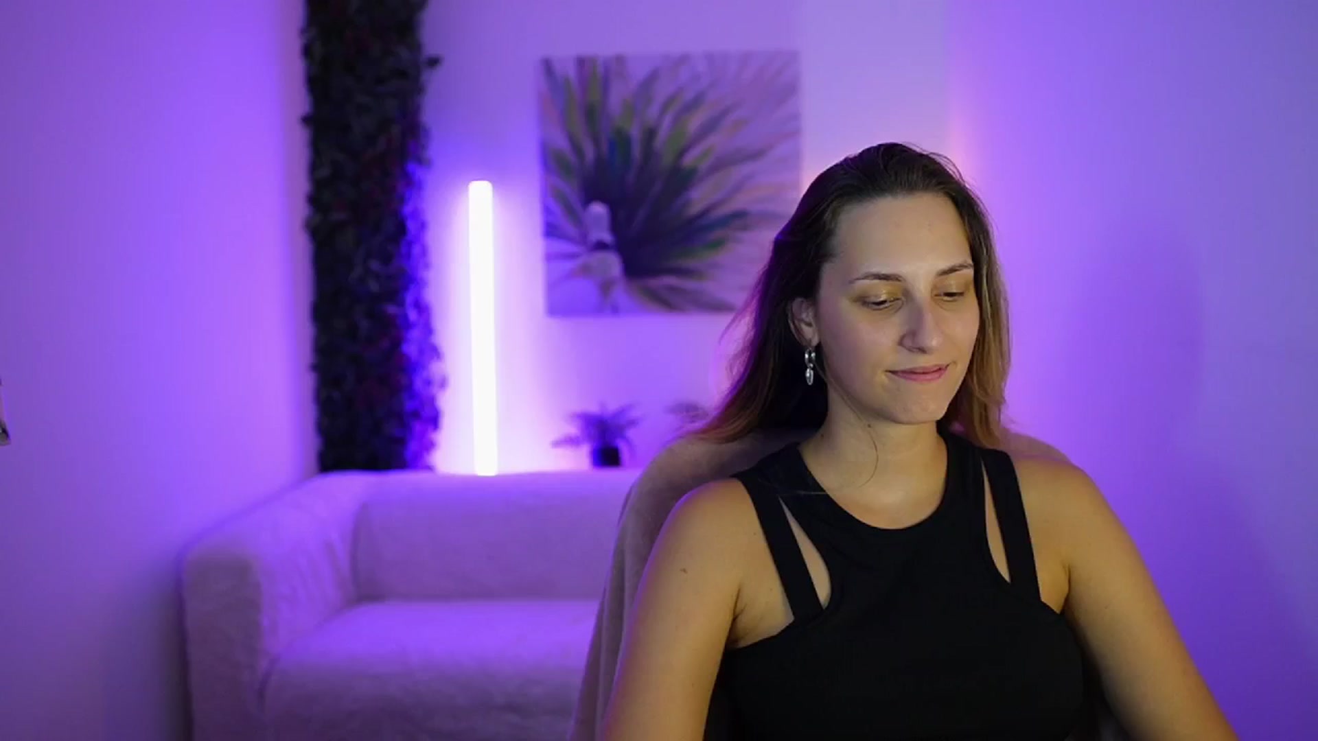 Gallery image thumbnail from Agatha_Vega's myfreecams stream on, 08/28/2024, 22:12 image 1 of 20