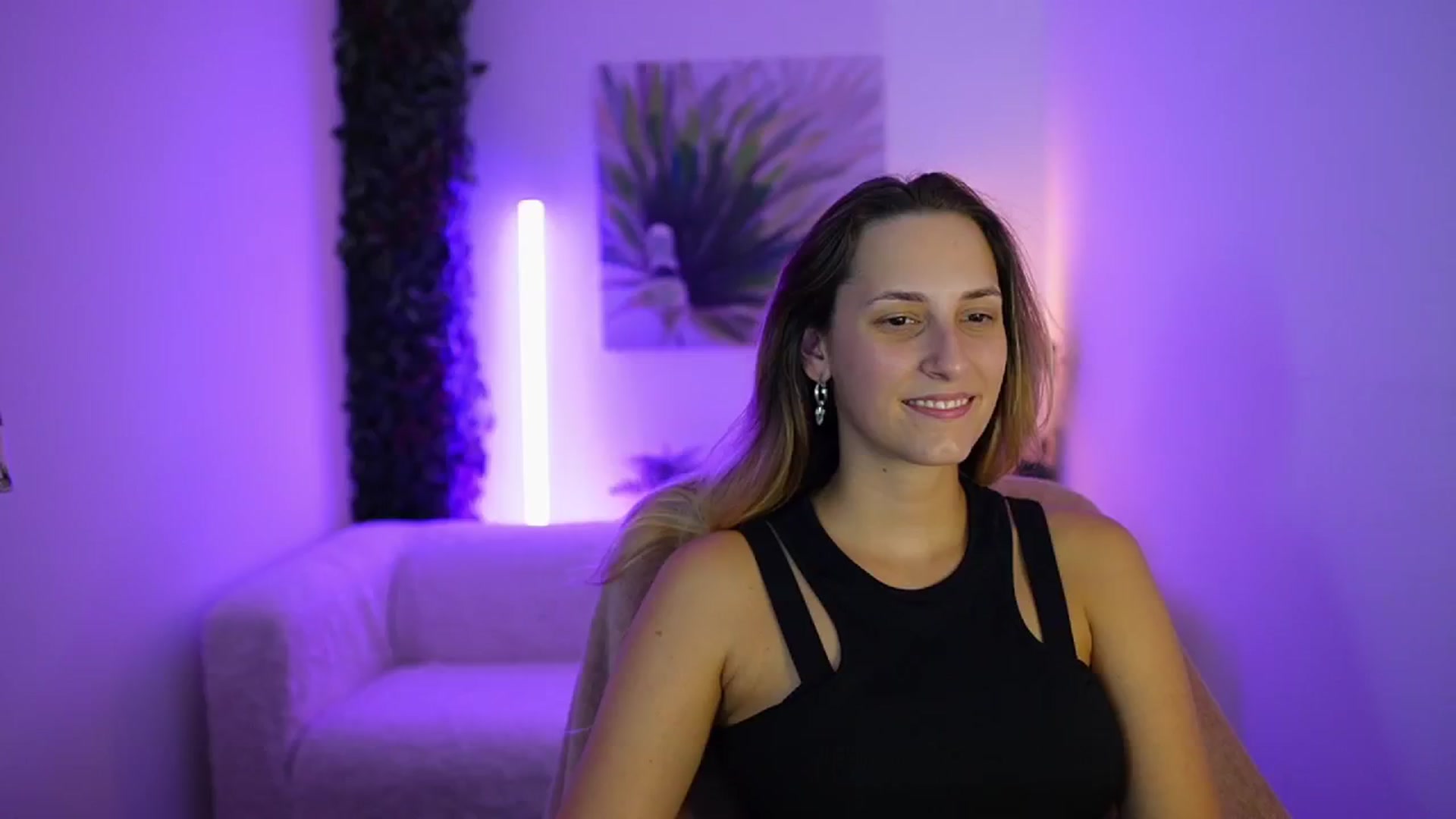 Gallery image thumbnail from Agatha_Vega's myfreecams stream on, 08/28/2024, 22:12 image 11 of 20