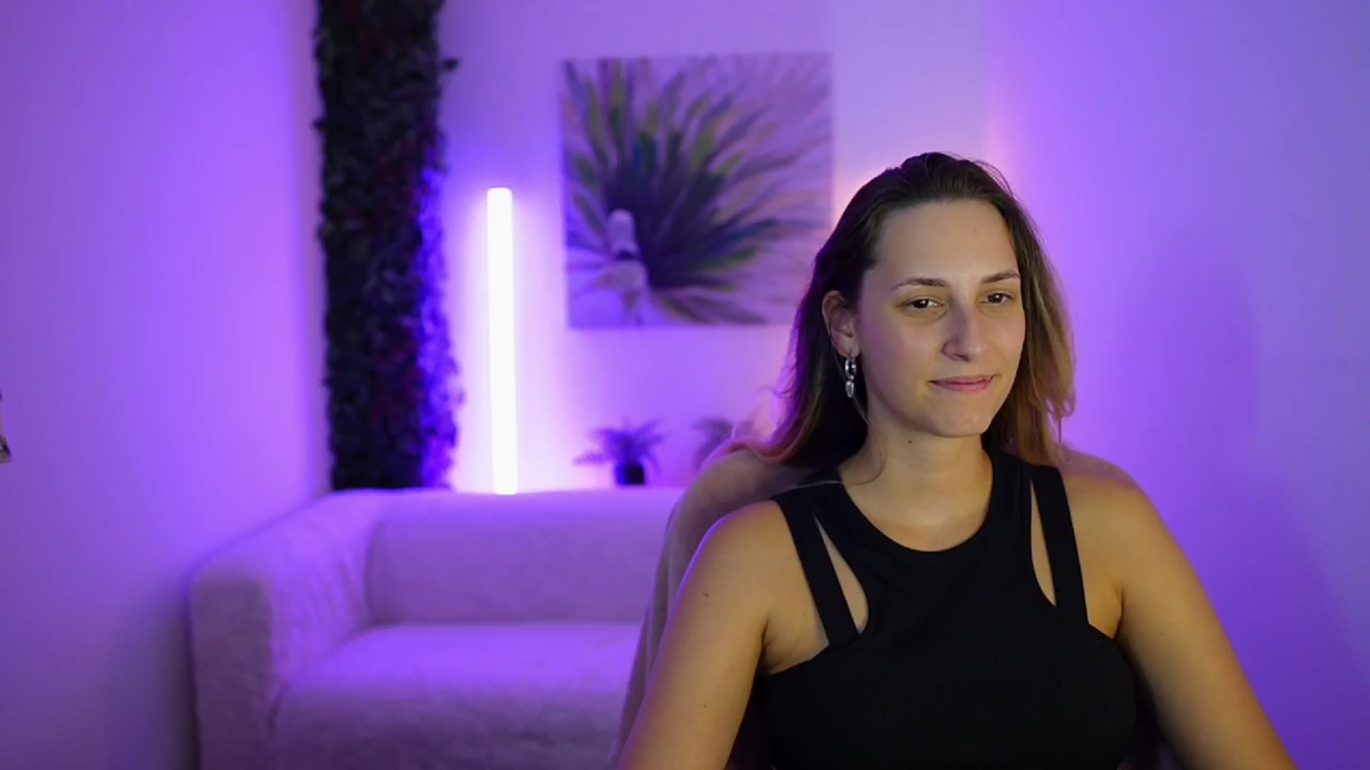 Gallery image thumbnail from Agatha_Vega's myfreecams stream on, 08/28/2024, 22:12 image 4 of 20