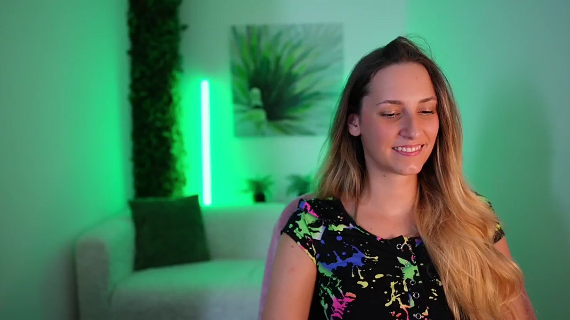 Gallery image thumbnail from Agatha_Vega's myfreecams stream on, 08/29/2024, 19:43 image 7 of 20