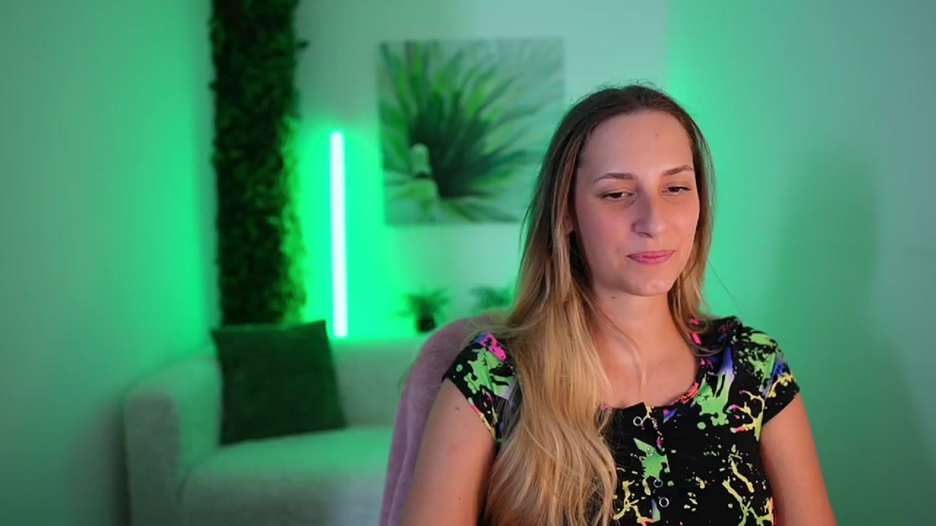 Gallery image thumbnail from Agatha_Vega's myfreecams stream on, 08/29/2024, 19:43 image 3 of 20