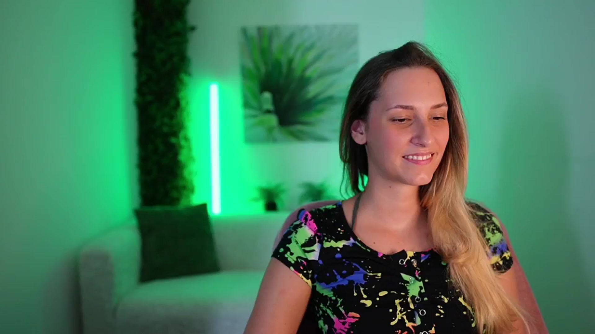 Gallery image thumbnail from Agatha_Vega's myfreecams stream on, 08/29/2024, 19:43 image 15 of 20