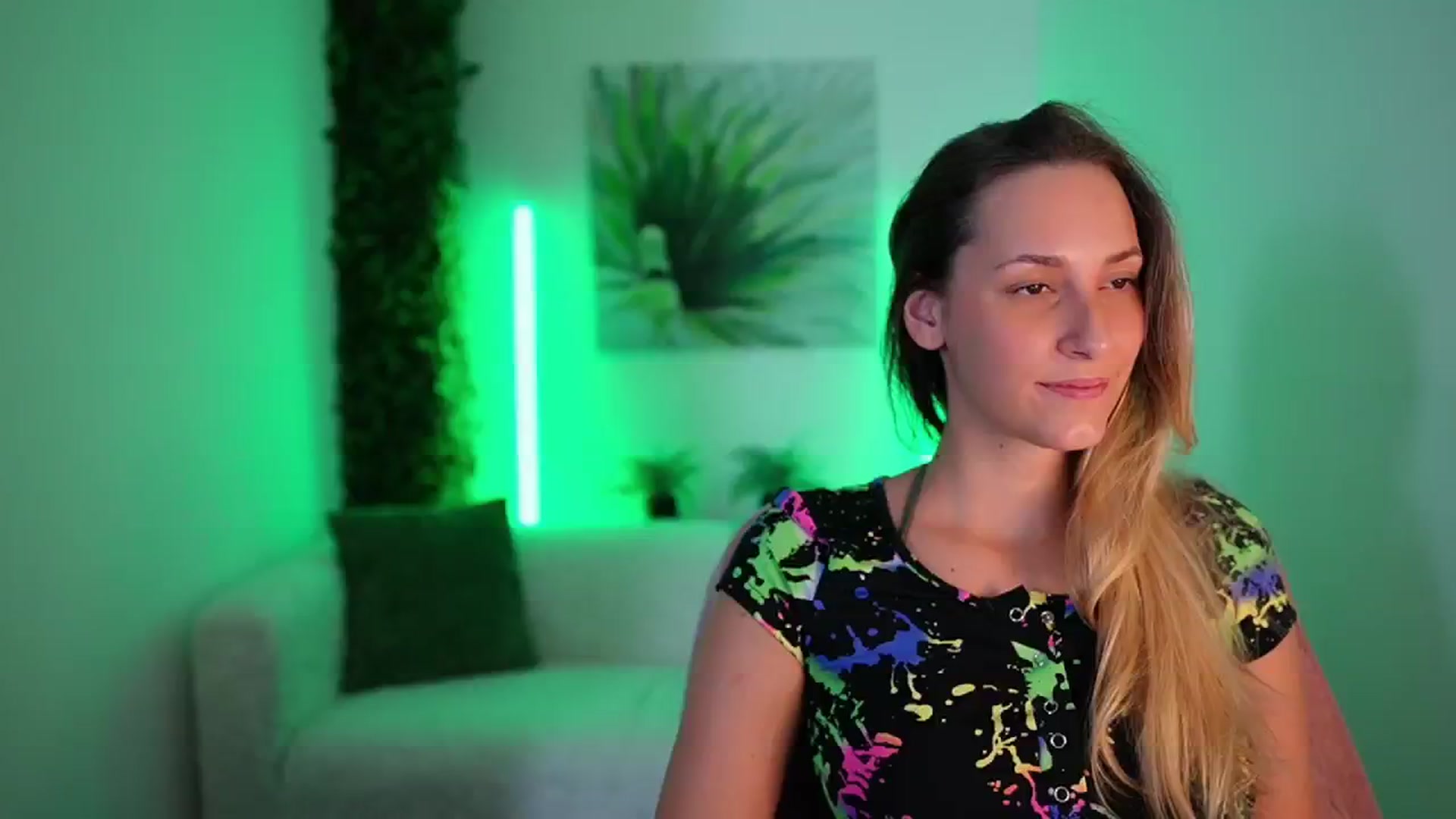 Gallery image thumbnail from Agatha_Vega's myfreecams stream on, 08/29/2024, 19:43 image 12 of 20