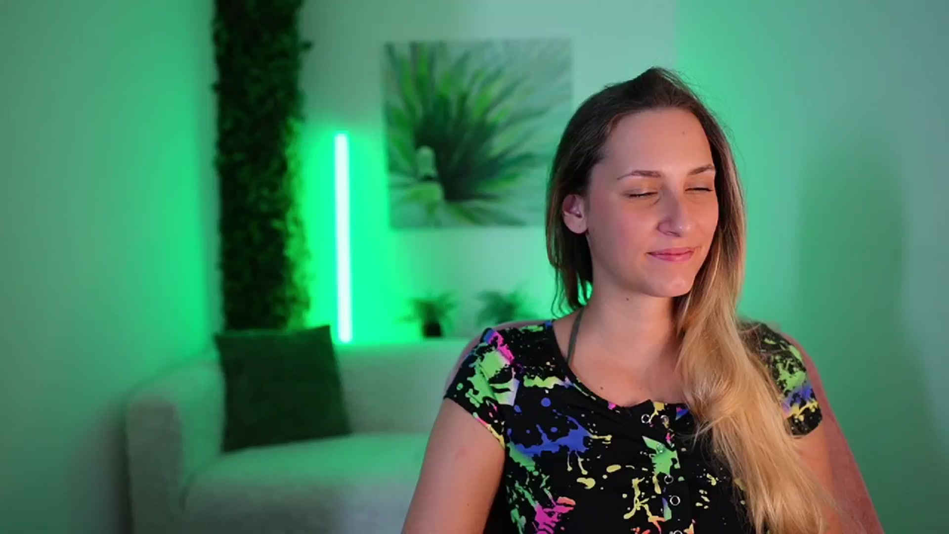 Gallery image thumbnail from Agatha_Vega's myfreecams stream on, 08/29/2024, 19:43 image 14 of 20