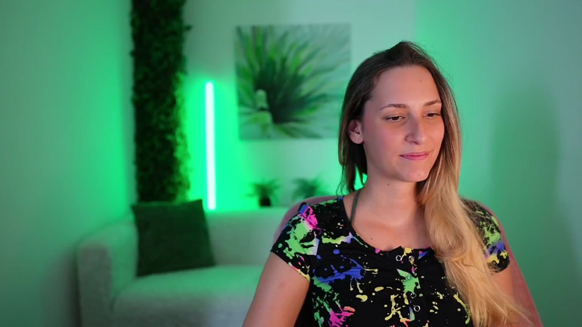 Gallery image thumbnail from Agatha_Vega's myfreecams stream on, 08/29/2024, 19:43 image 17 of 20