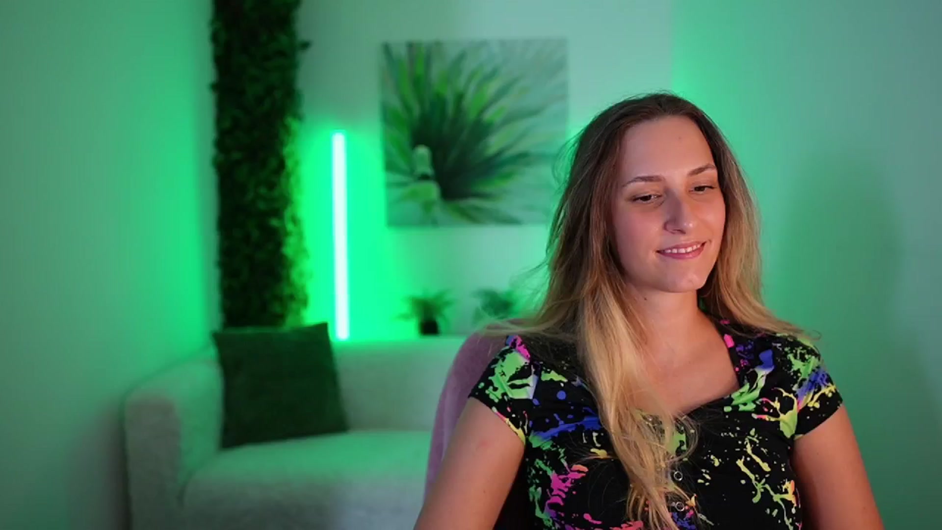 Gallery image thumbnail from Agatha_Vega's myfreecams stream on, 08/29/2024, 19:43 image 20 of 20